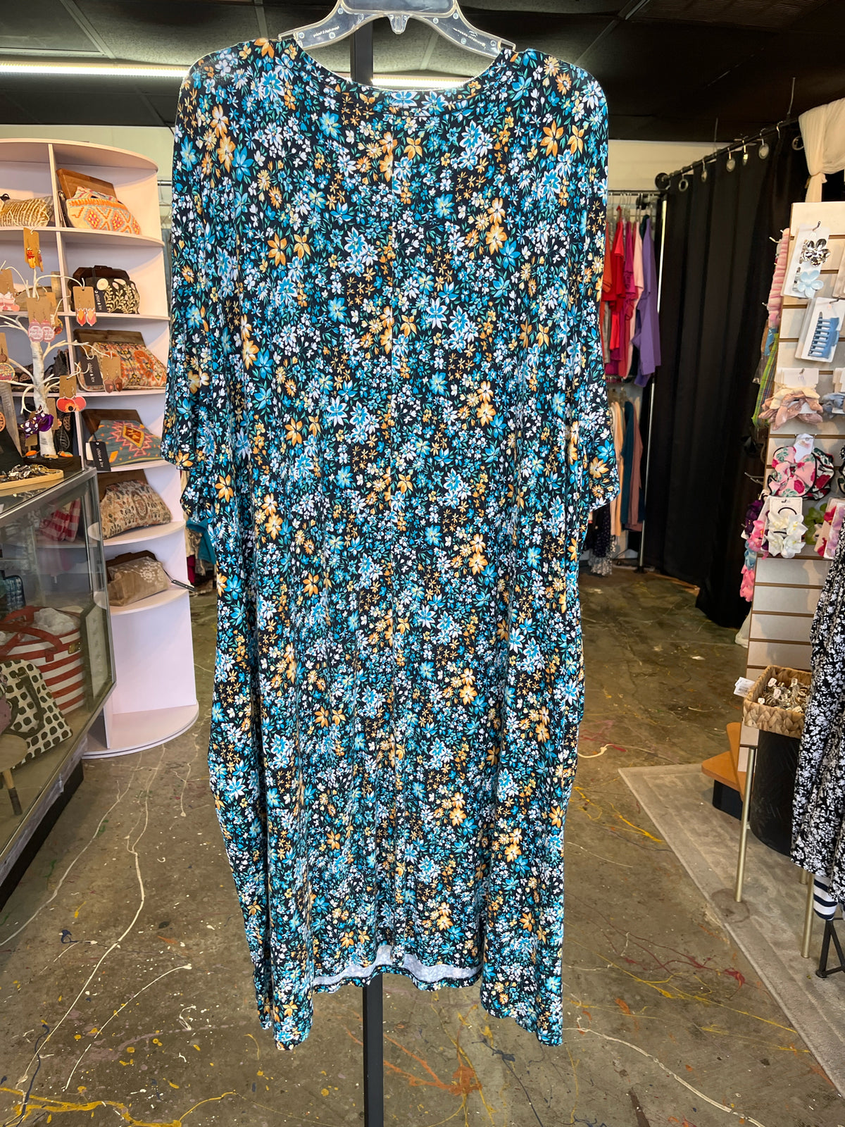 Terra & Sky Plus Dresses Size 32/34 Dress