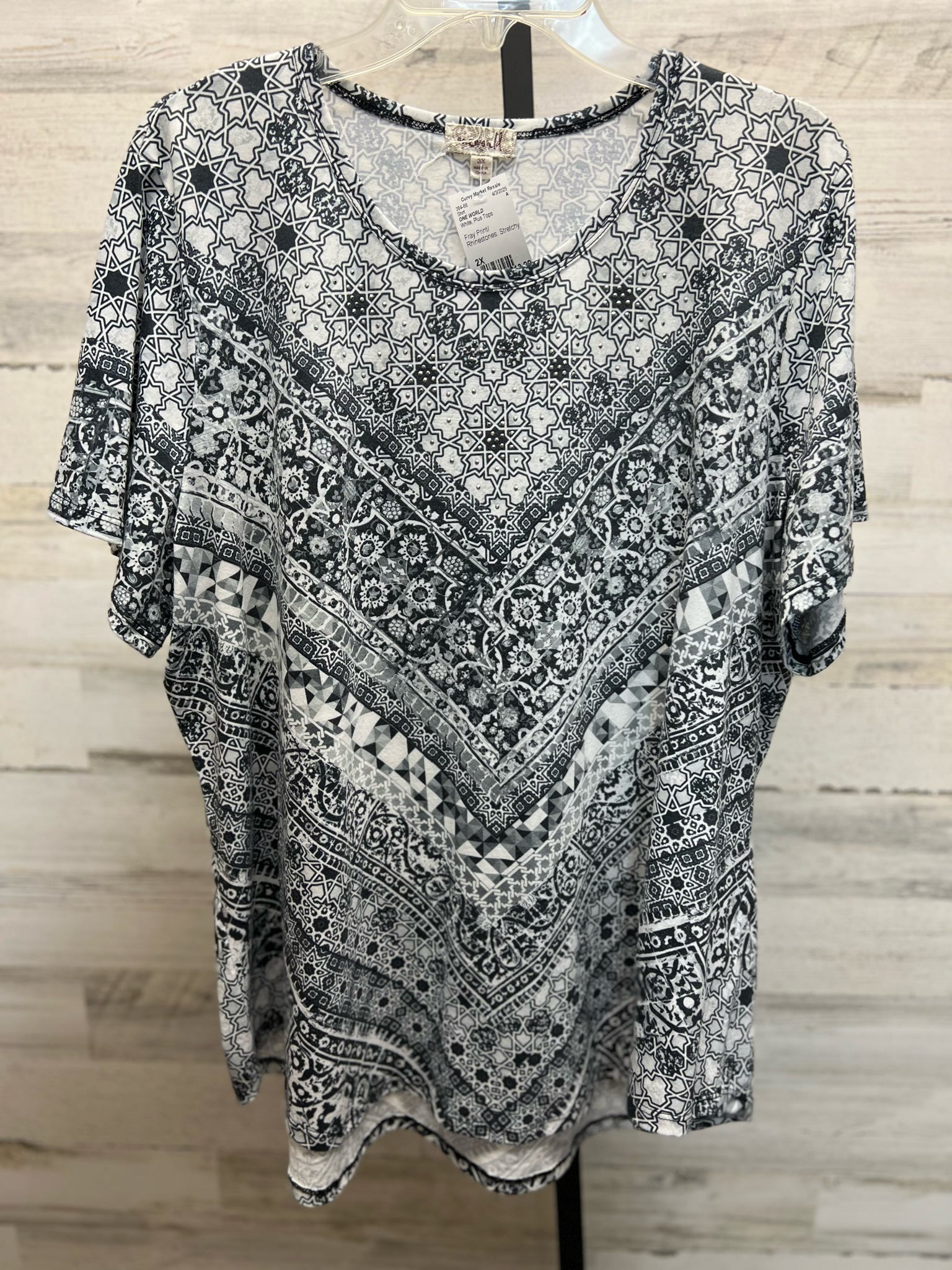 Size 2X ONE WORLD Shirt