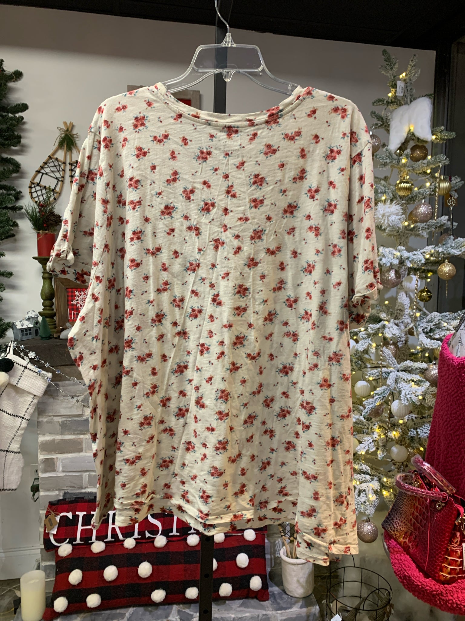 torrid Plus Tops Size 5 Shirt