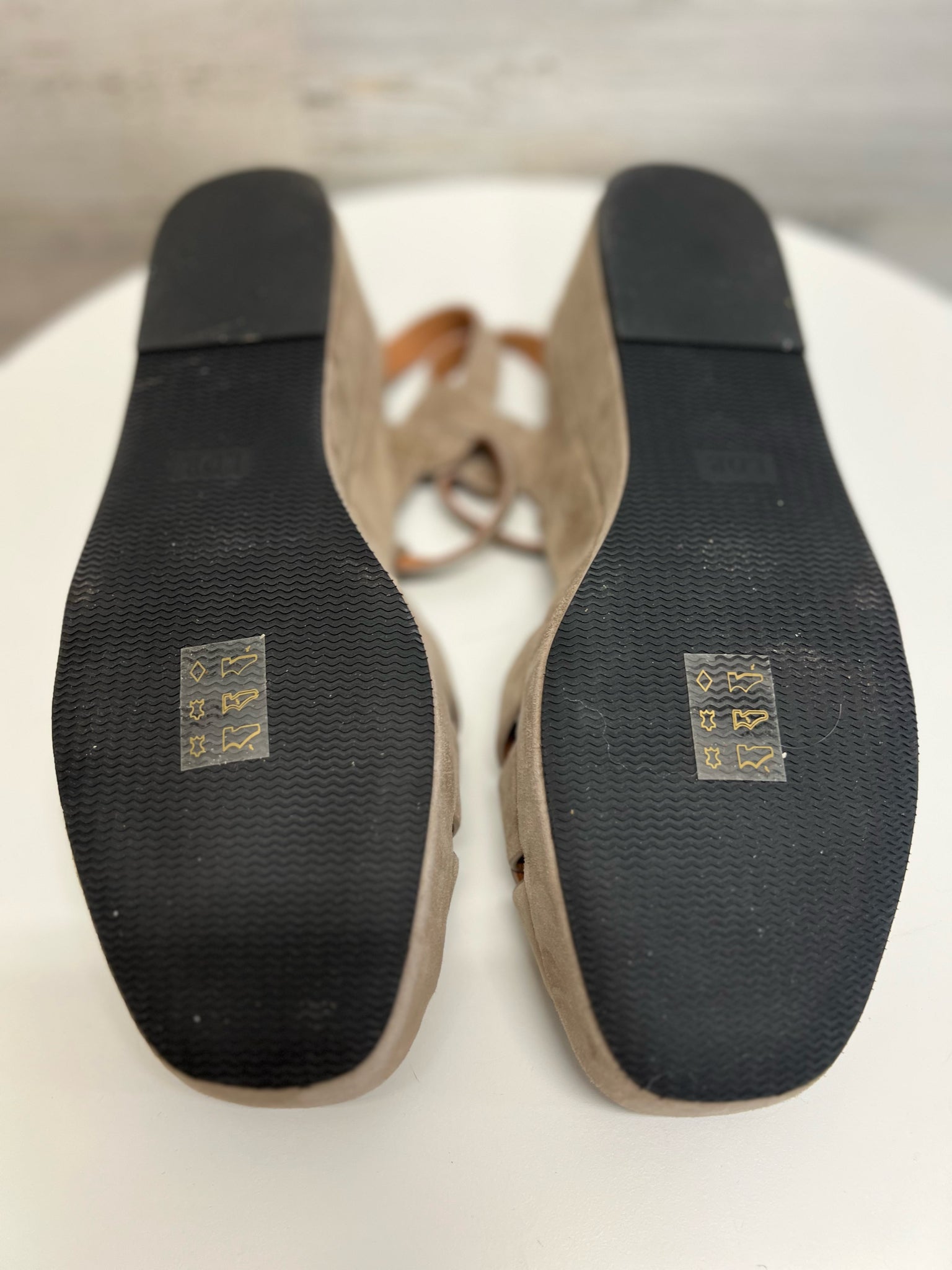 L'Amour Des Pieds Shoes/Footwear 9.5 SHOES