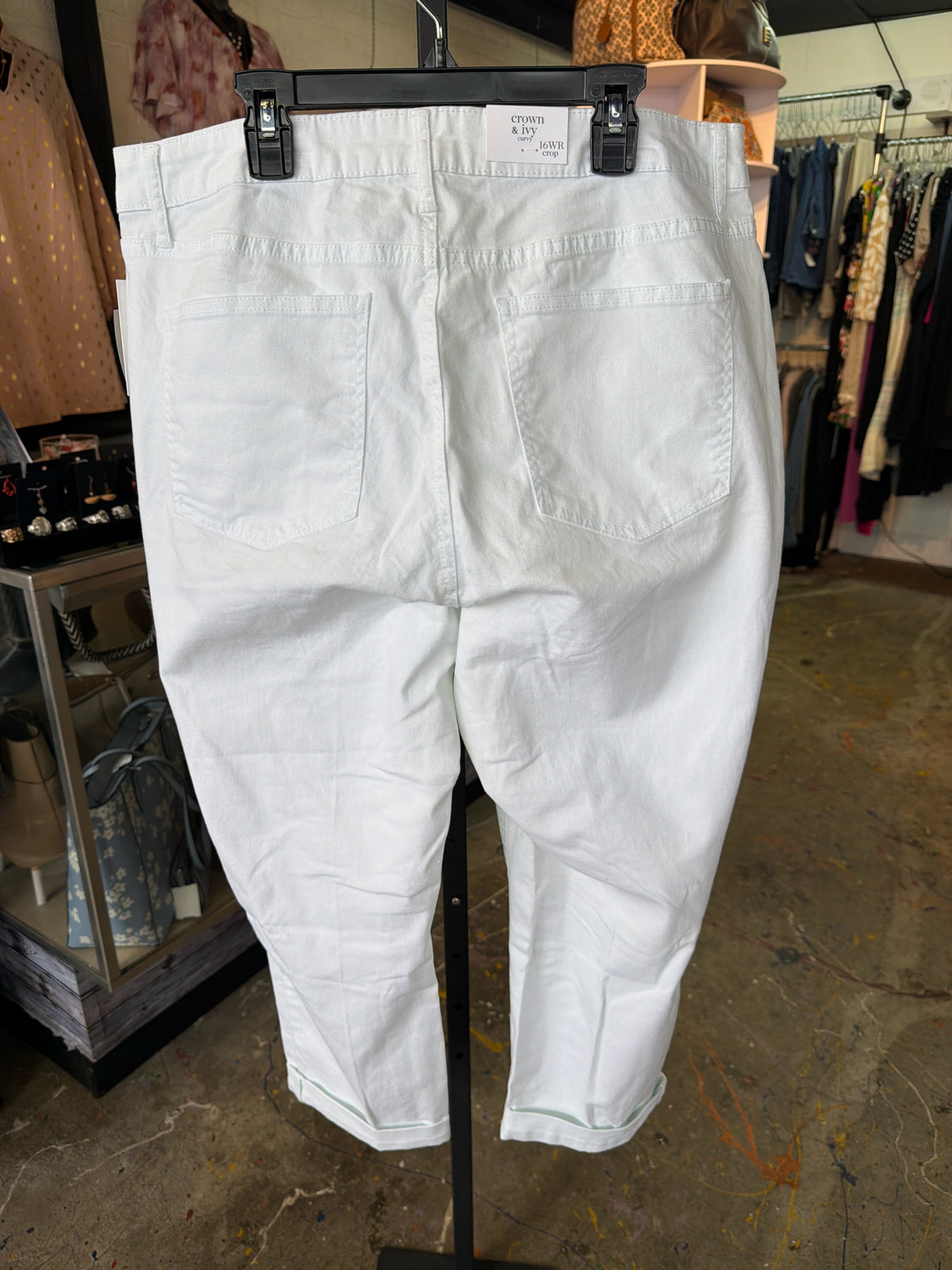 Crown & Ivy Plus Bottoms Size 16W Jeans
