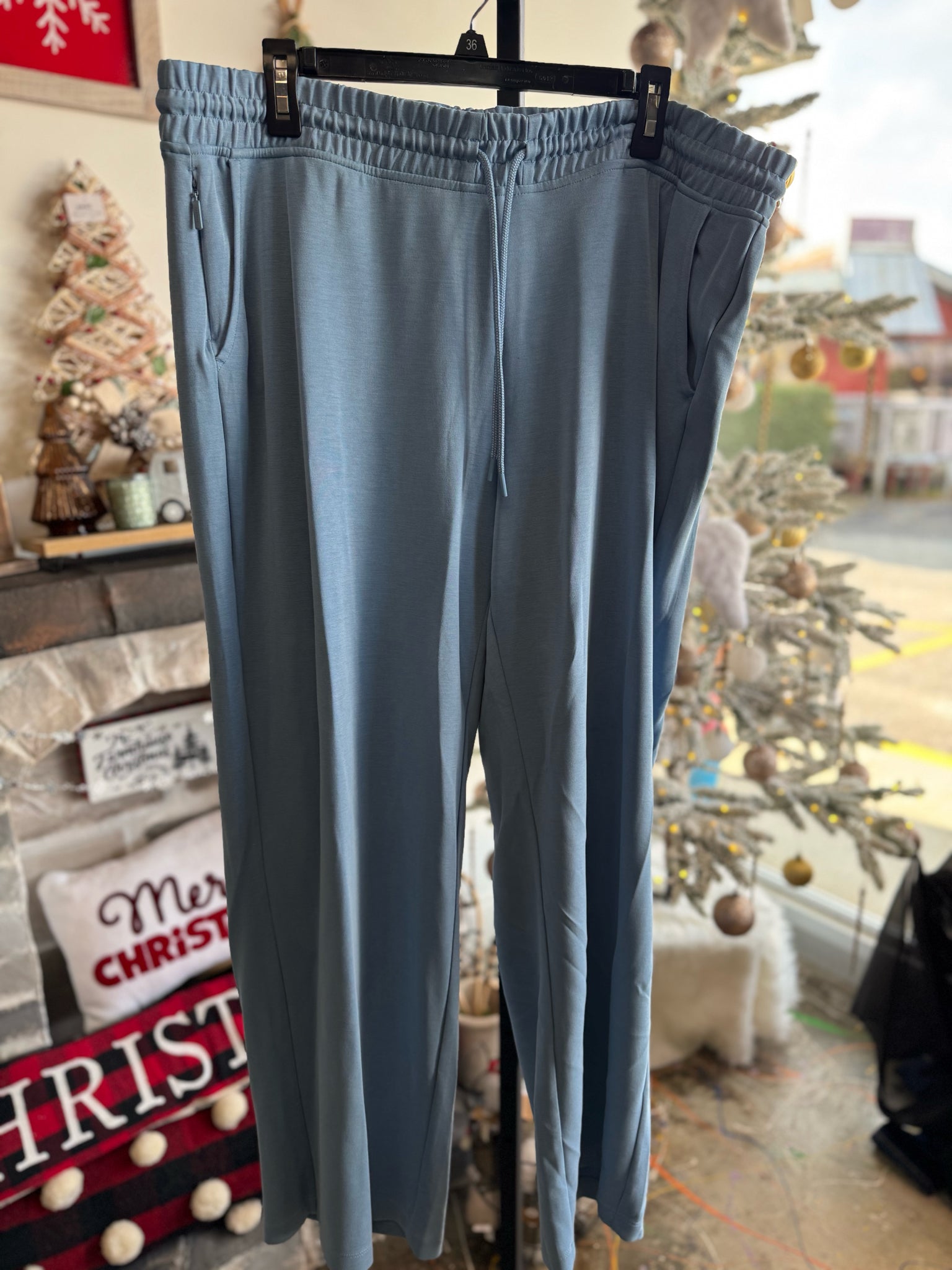 Athleta Plus Bottoms Size 1X Pants
