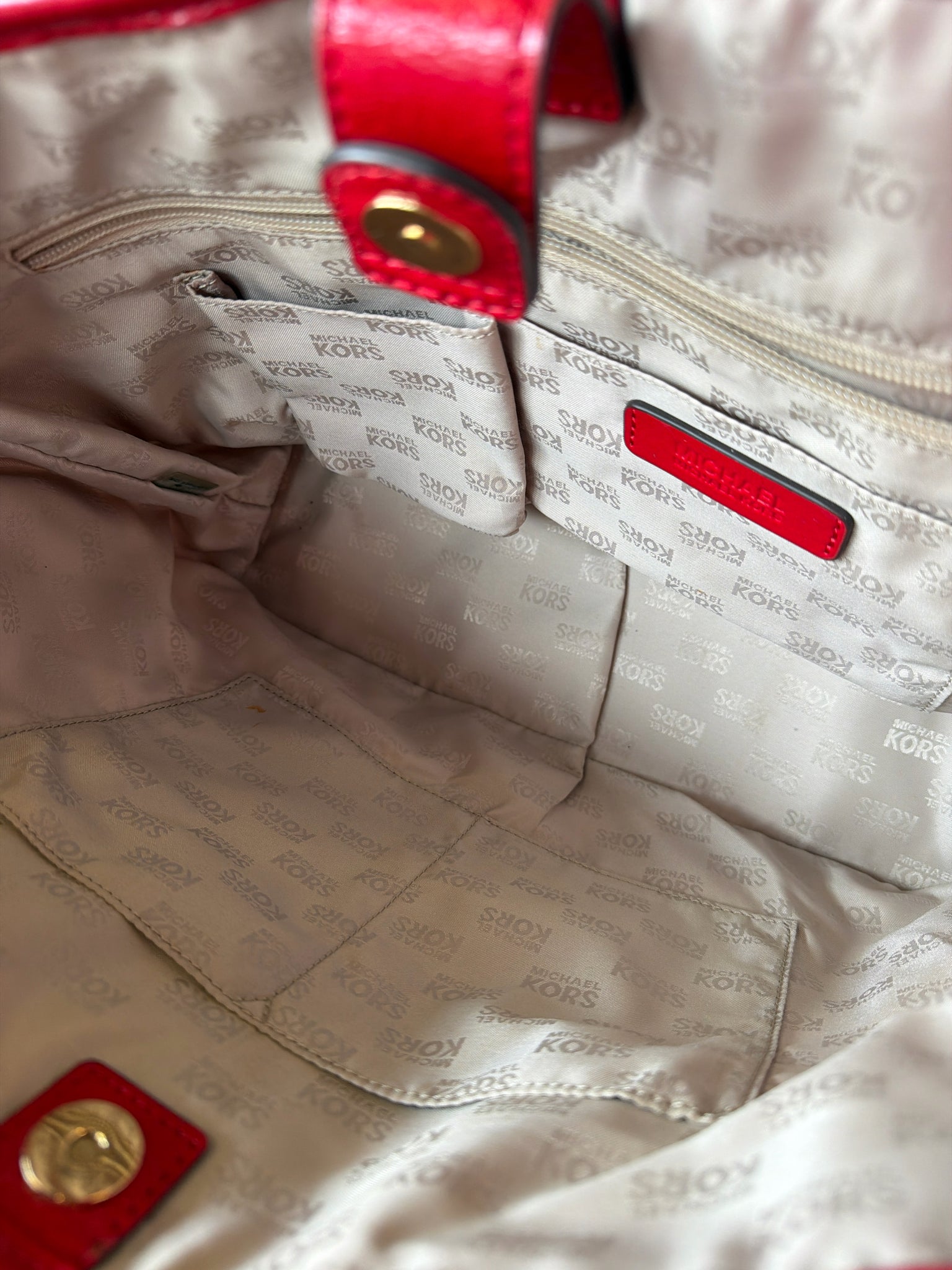 Michael Kors Stripped Purse