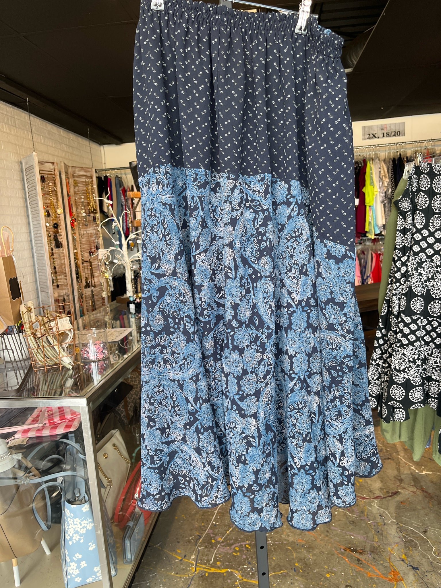 No Brand Plus Bottoms Size 2X Skirt