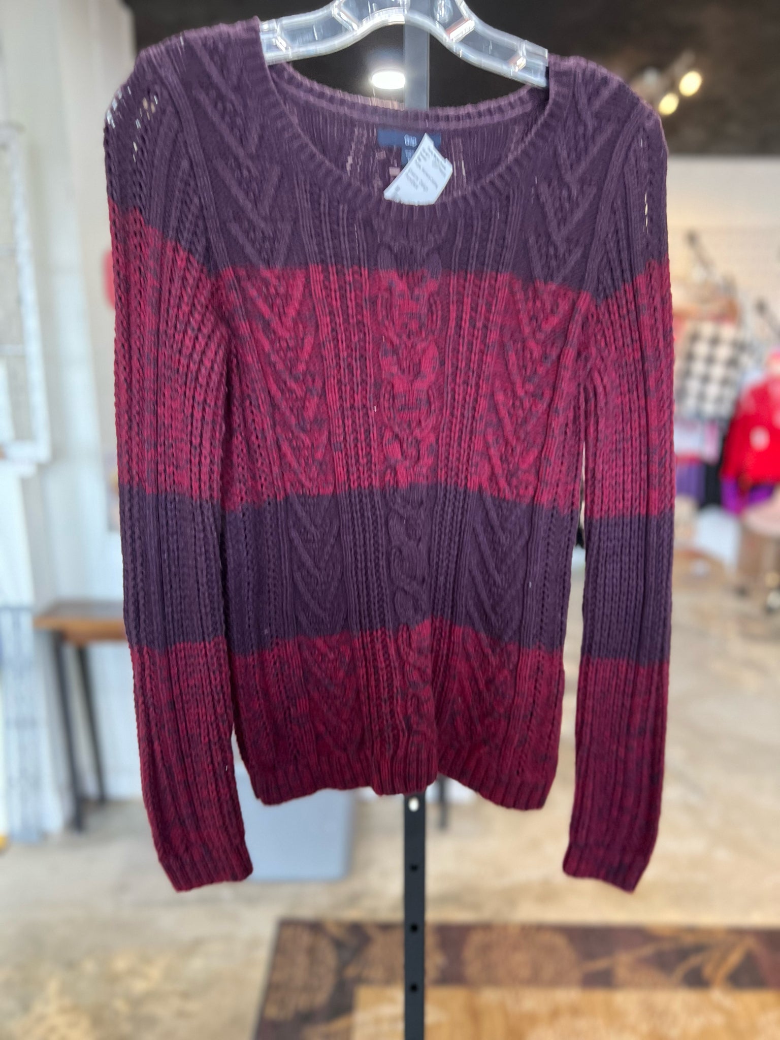 Size M Gap Sweater