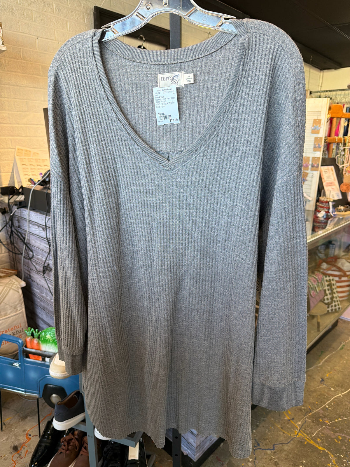 Time & True Plus Tops Size 16/18 Shirt