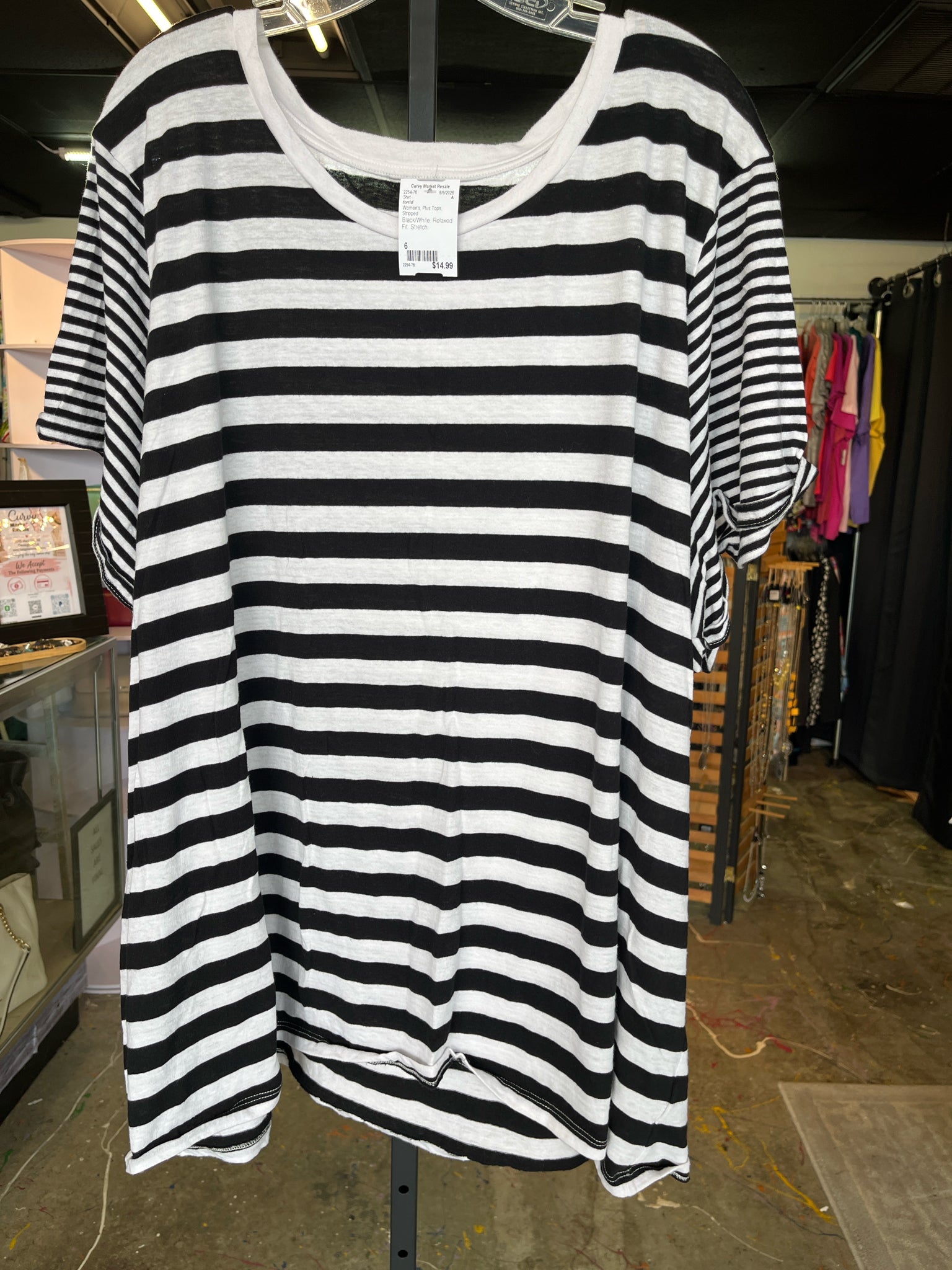 torrid Plus Tops Size 6 Shirt
