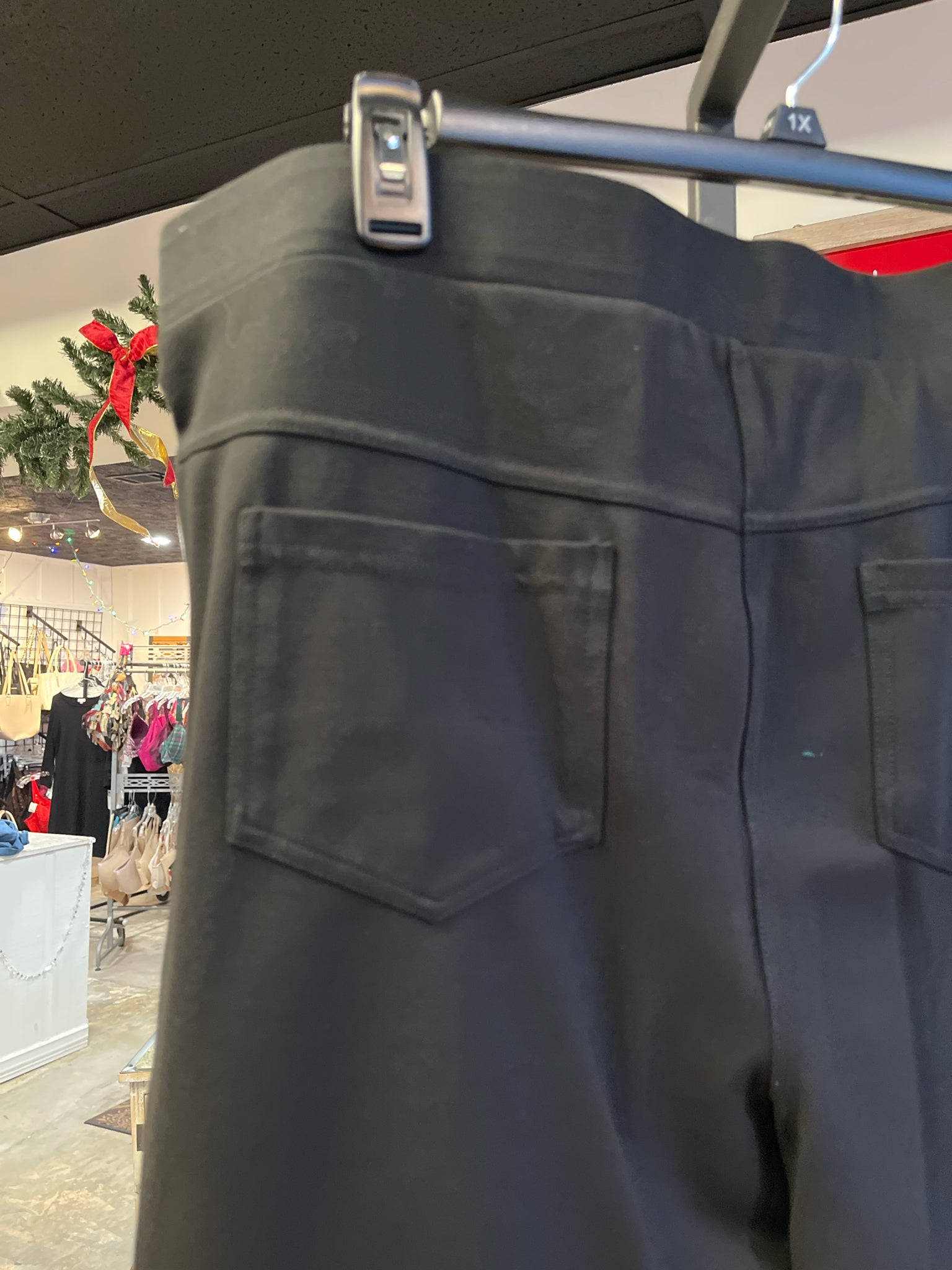 Society 212 Plus Bottoms Size 2X Pants