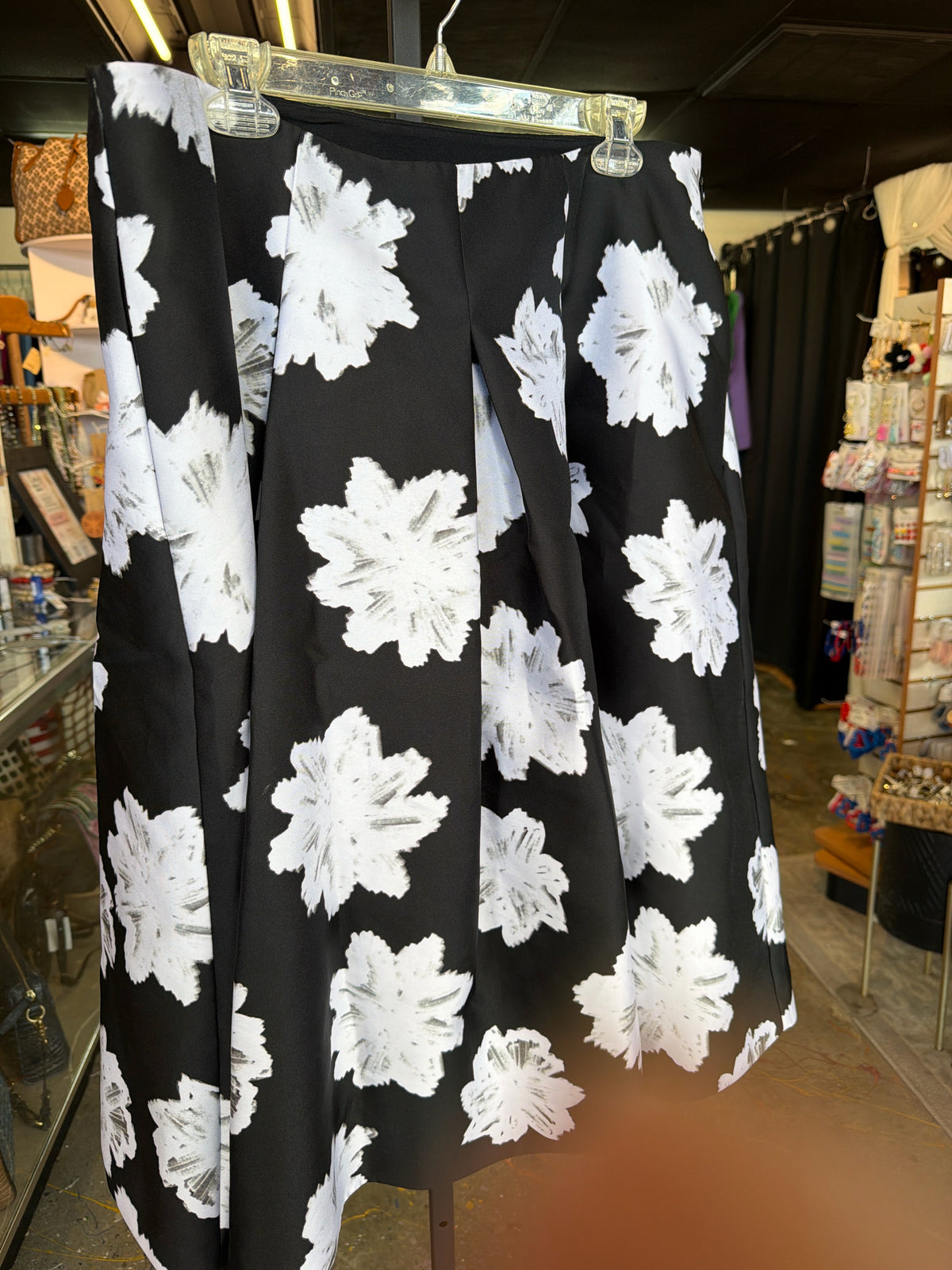 Lane Bryant Plus Bottoms Size 18 Skirt