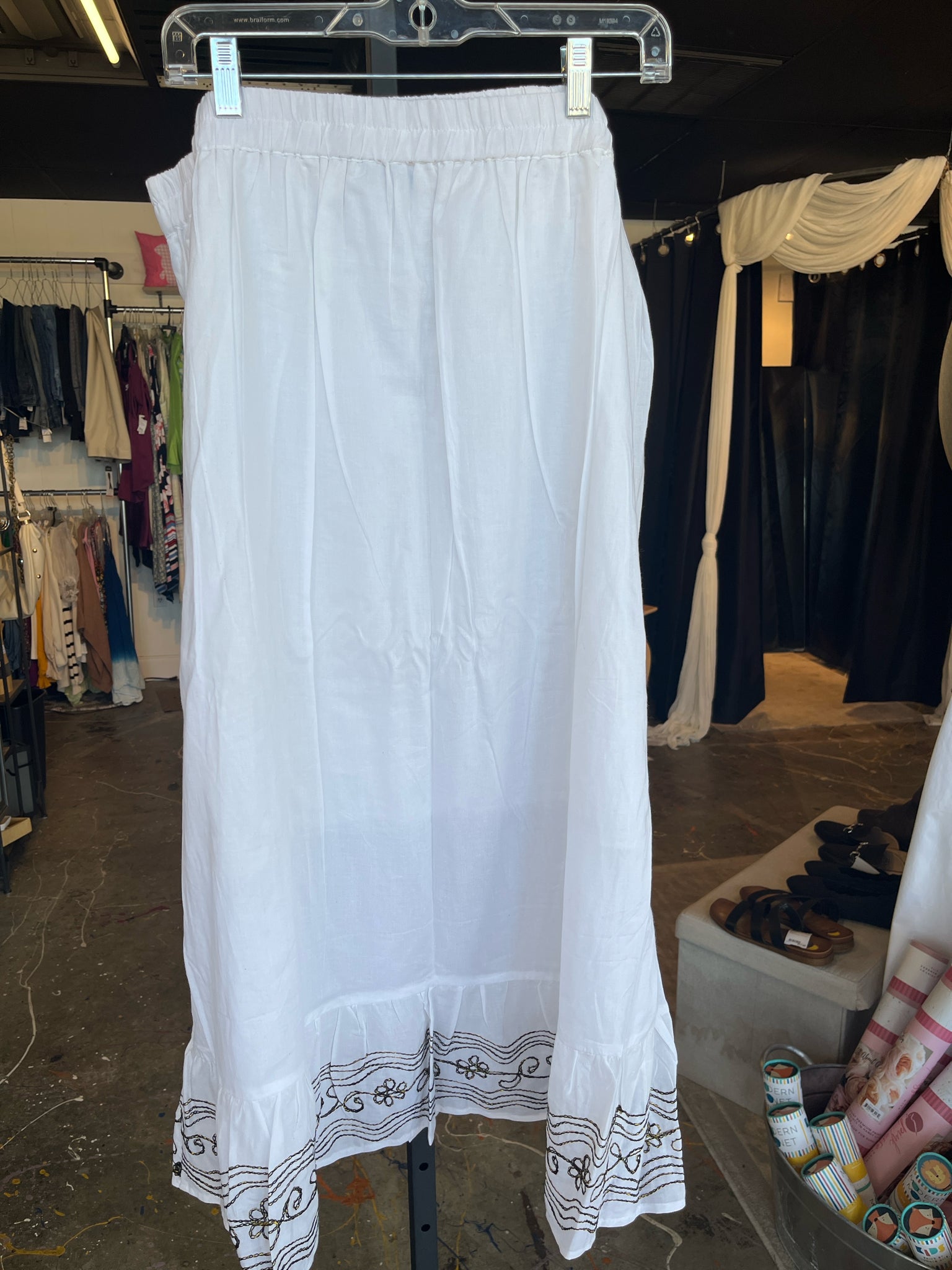 ERICA BROOKE Plus Bottoms Size 28 Skirt