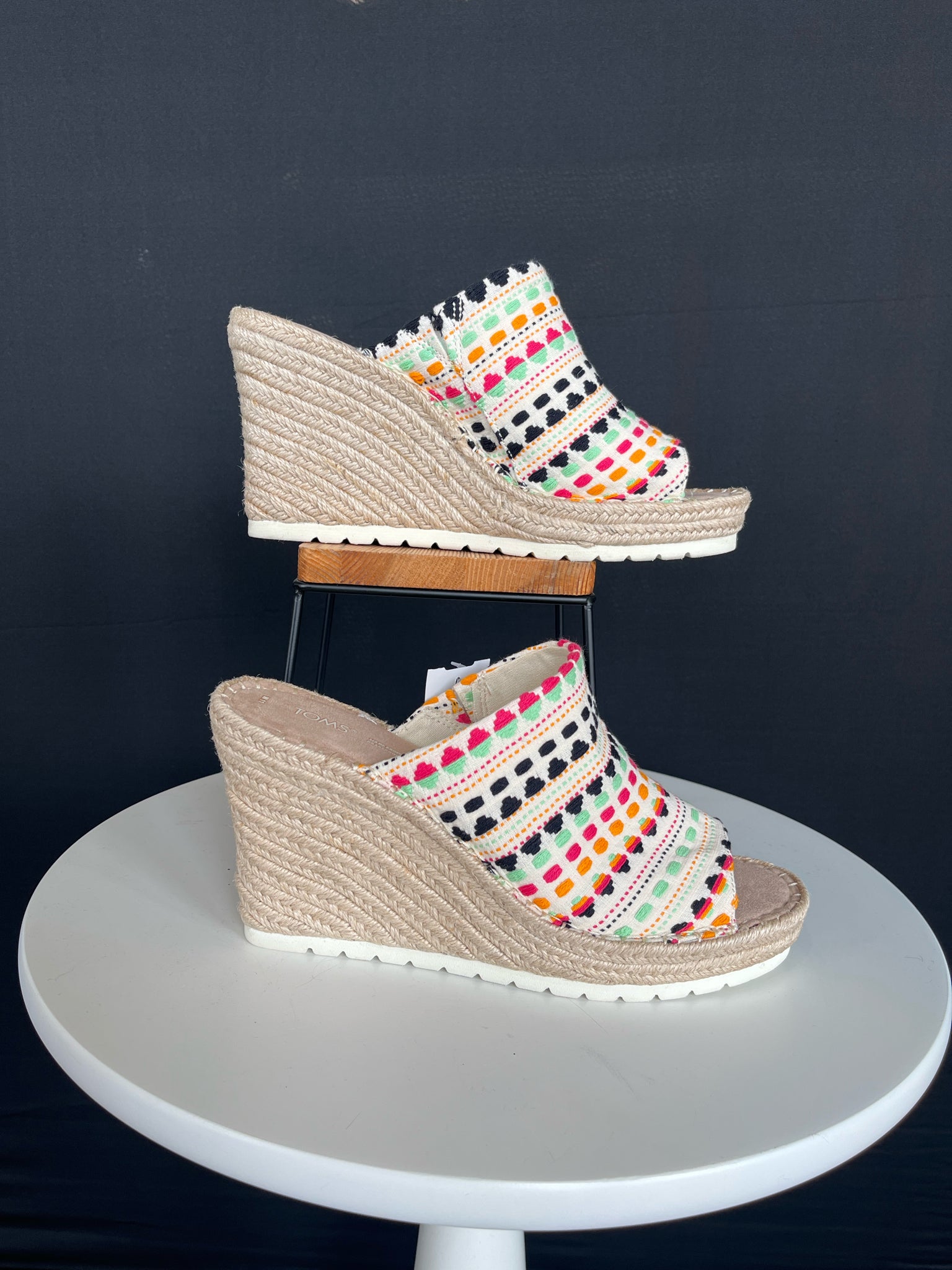 TOMS Shoes/Footwear 11 Casual Shoes