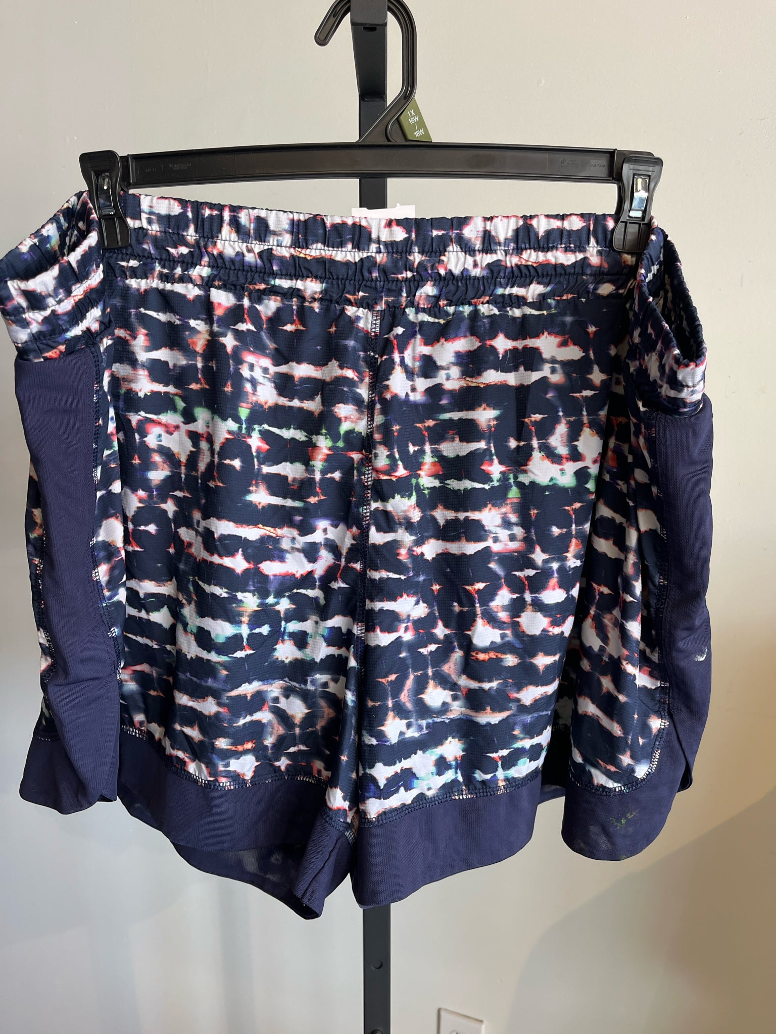 Energy Zone Plus Bottoms Size 3X Shorts