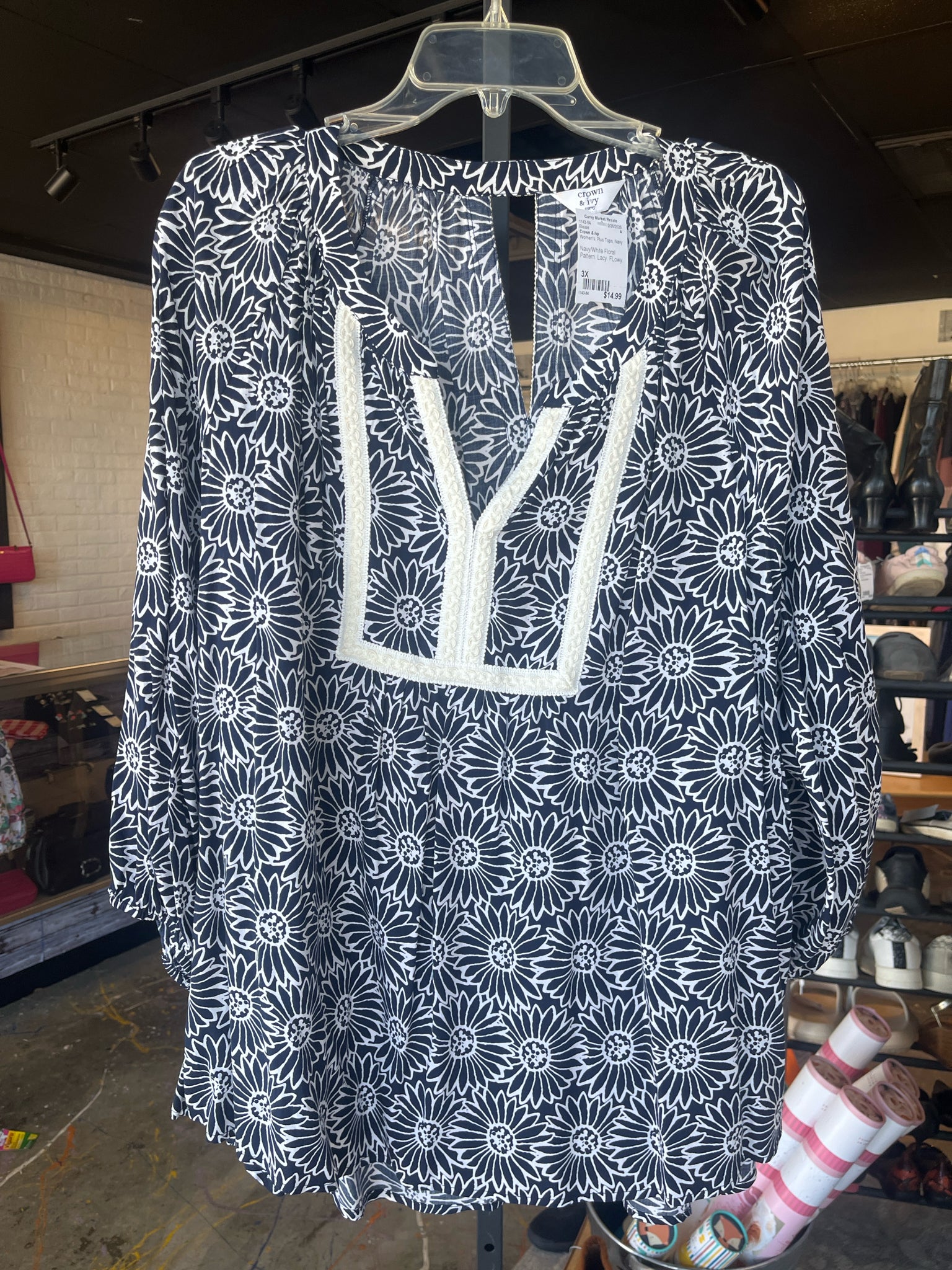 Crown & Ivy Plus Tops Size 3X Blouse