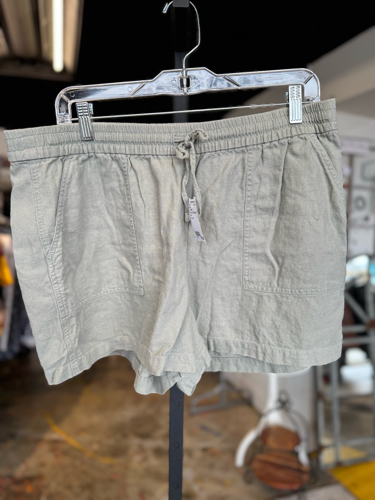 J. CREW Womens Bottoms Size L Shorts