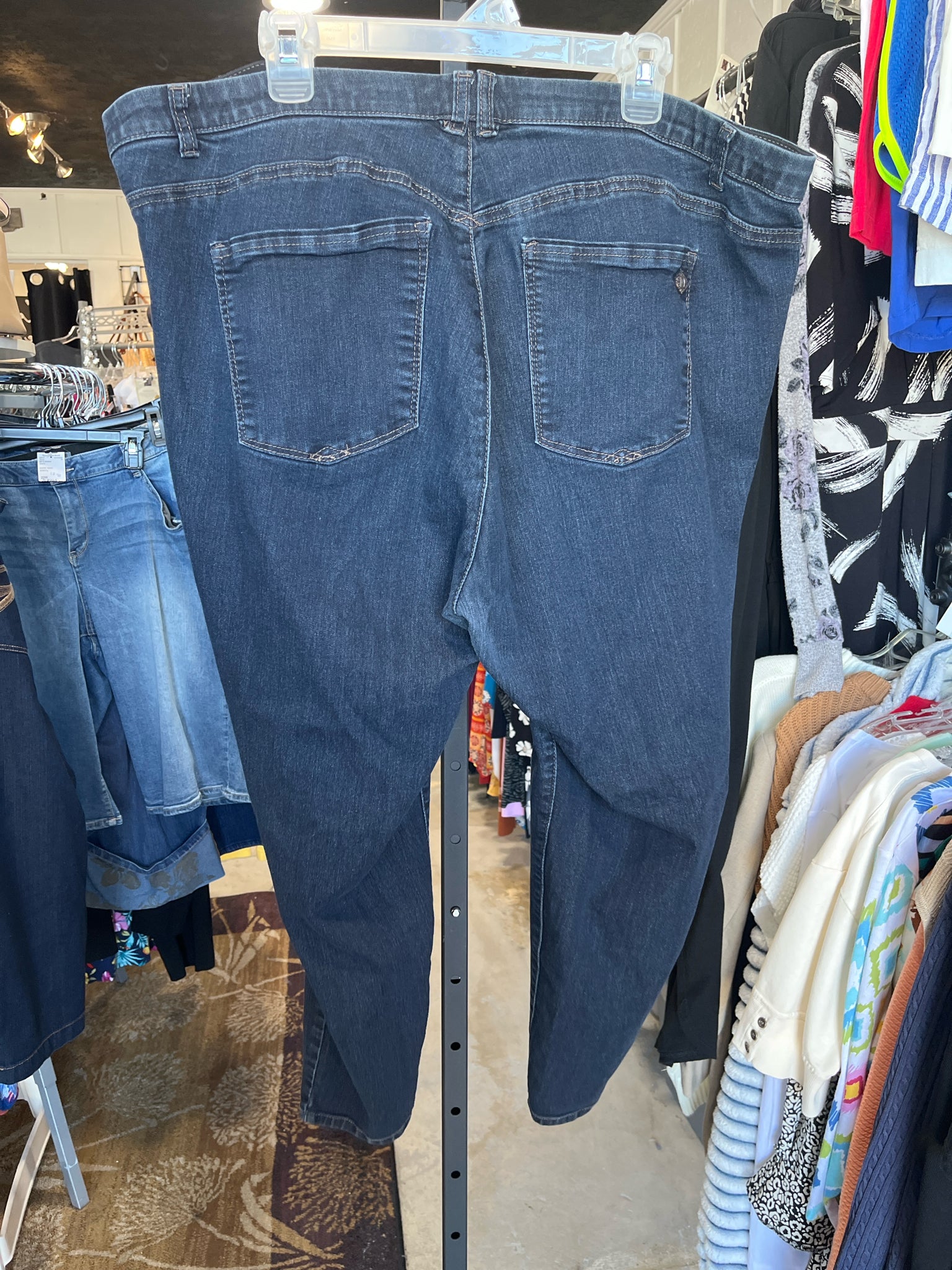 DEMOCRACY Plus Bottoms Size 22W Jeans