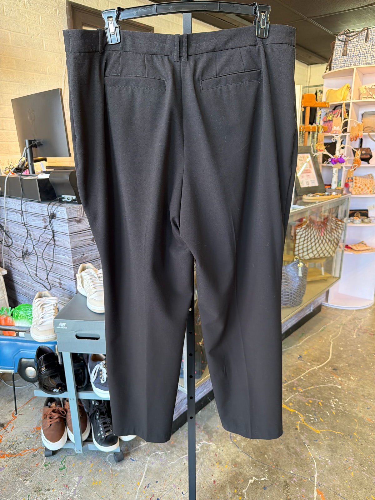 212 Collection Plus Bottoms Size 18W Pants