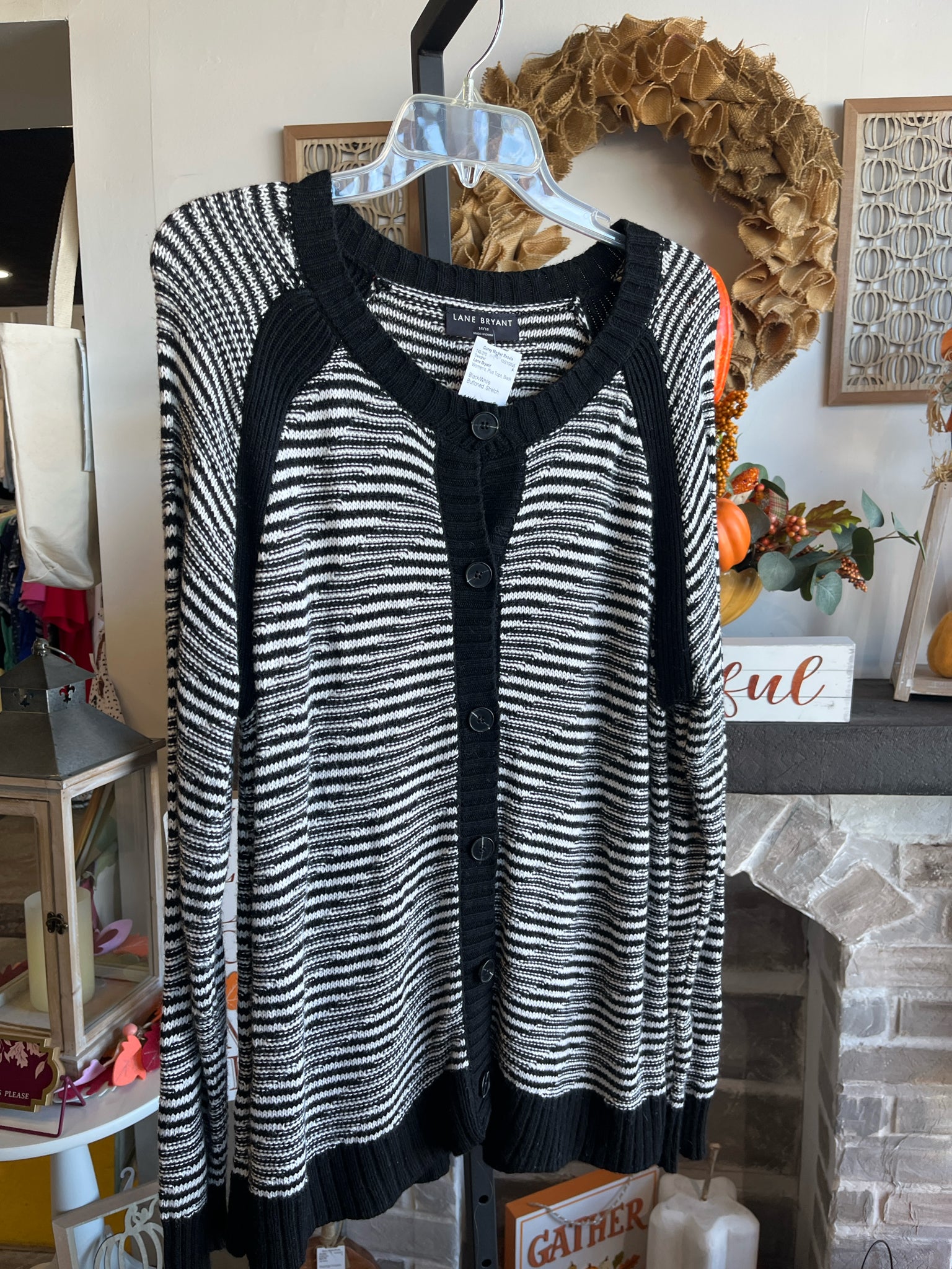 Lane Bryant Plus Tops Size 14/16 Sweater