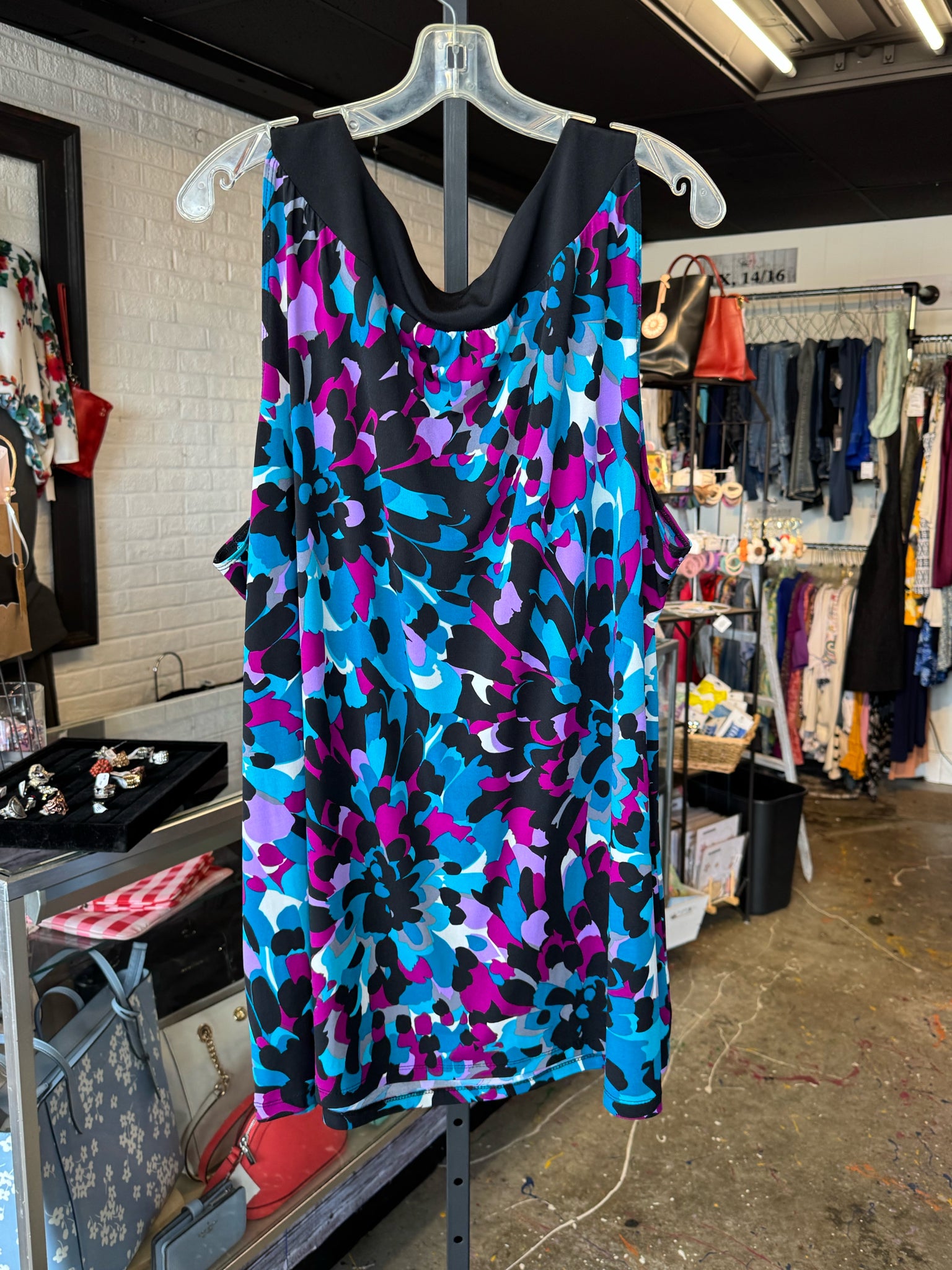 Avenue Plus Tops Size 30/32 Blouse