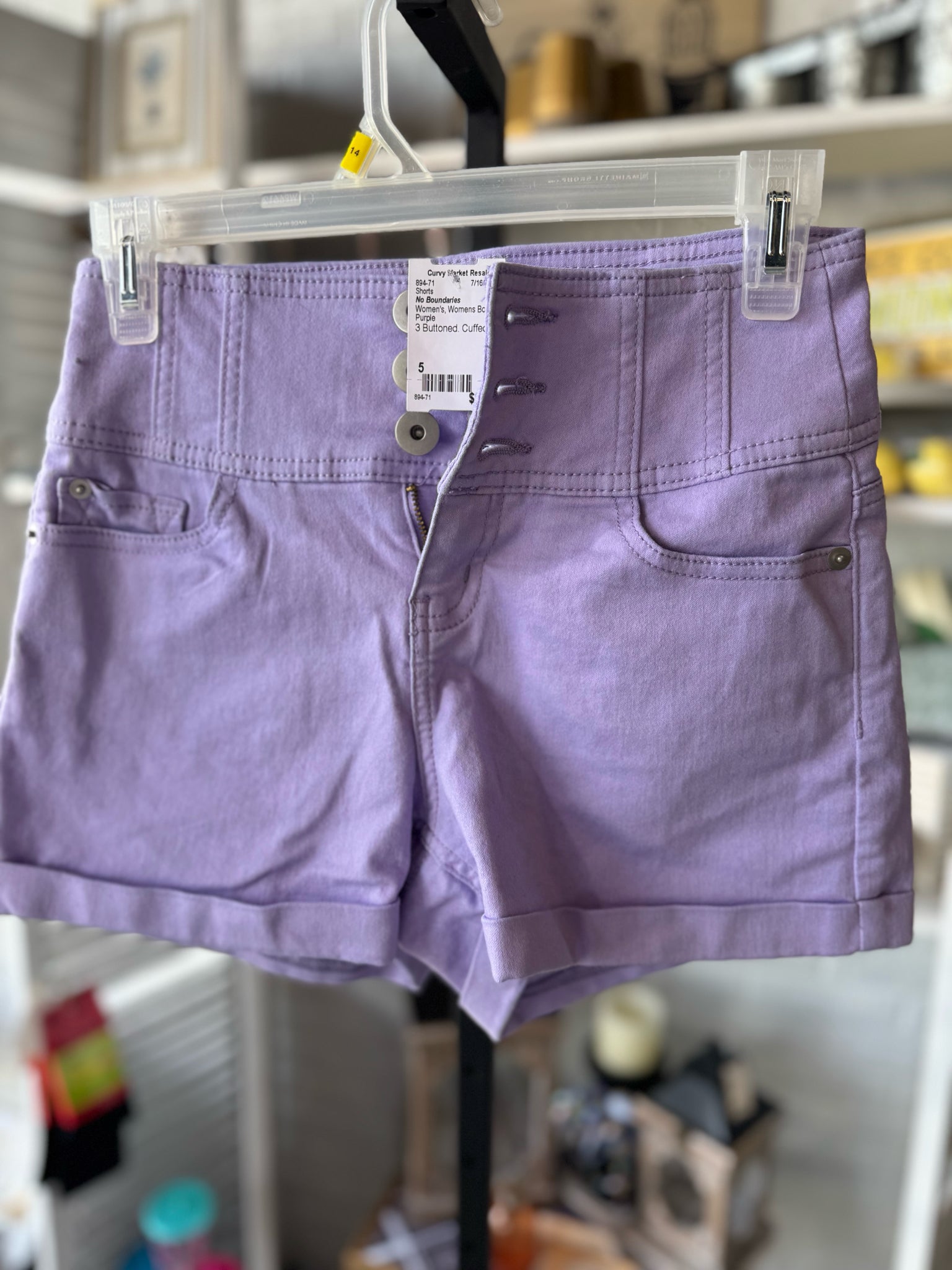 No Boundaries Womens Bottoms Size 5 Shorts