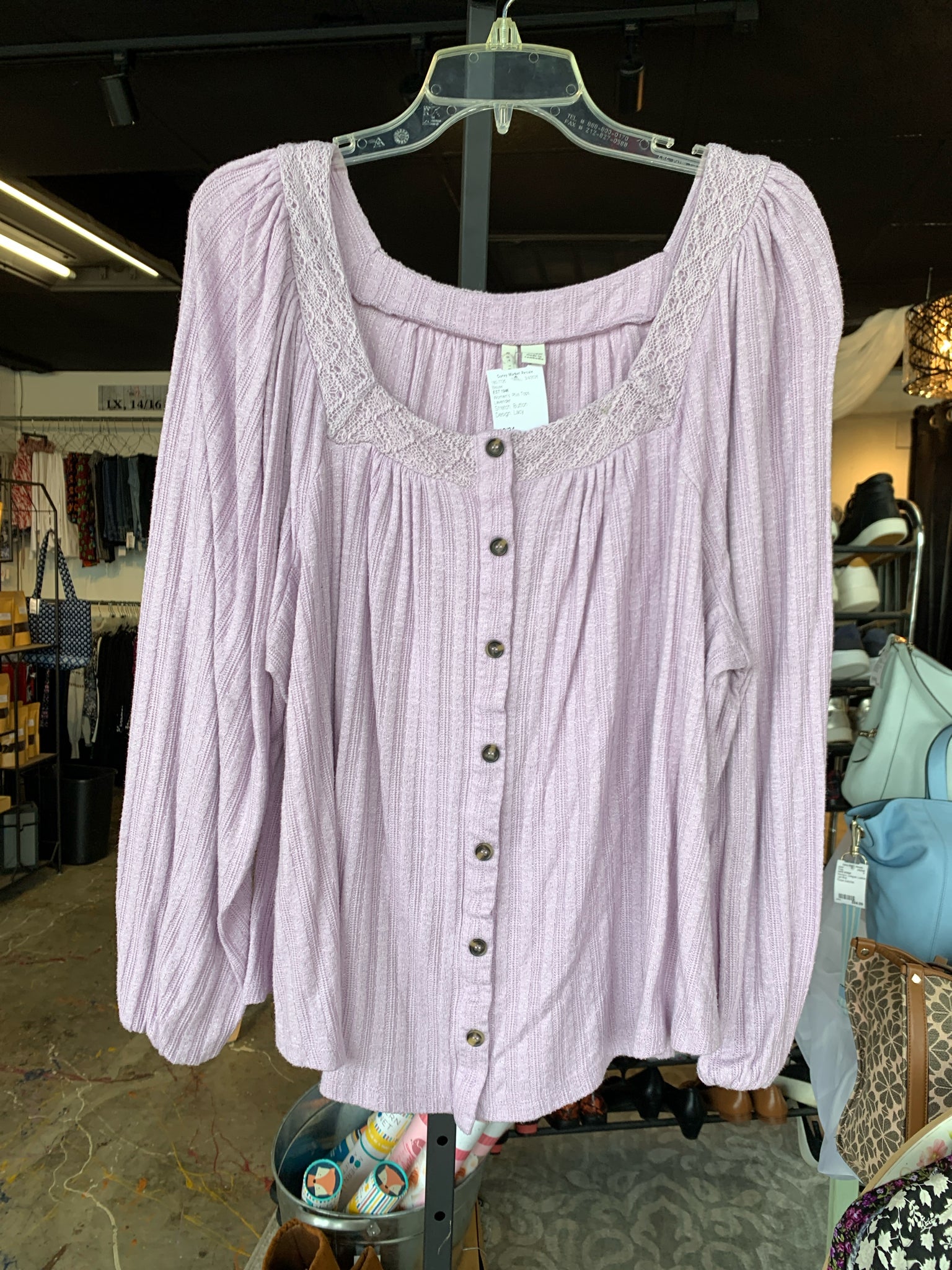 EST 1946 Plus Tops Size 22/24 Blouse