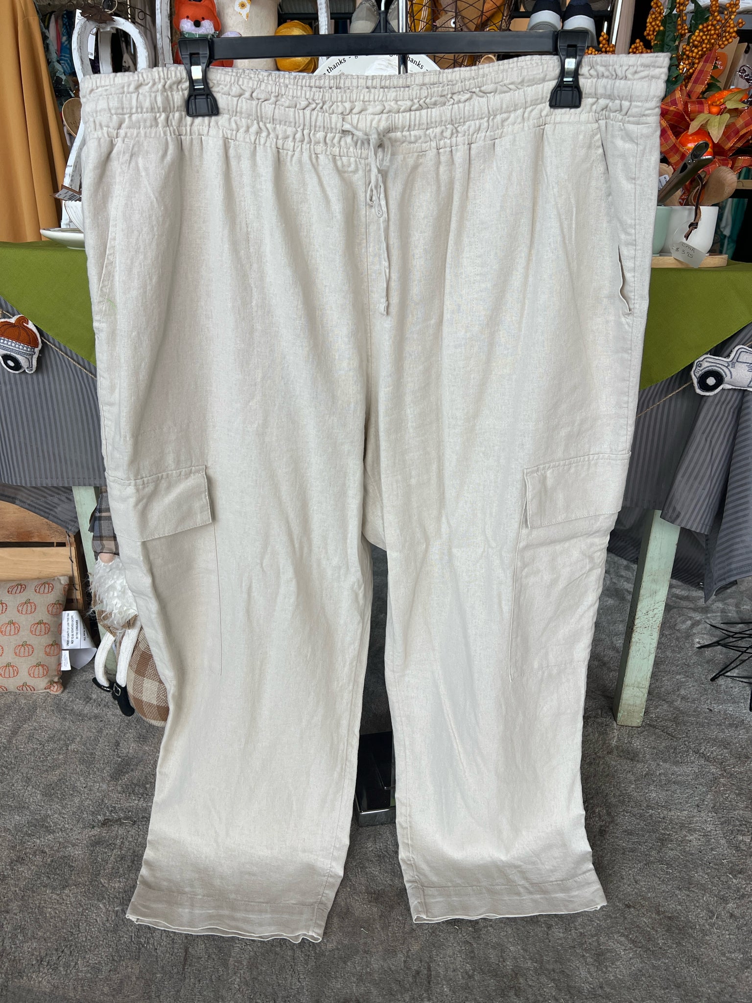 Time & True Plus Bottoms Size 20 Pants