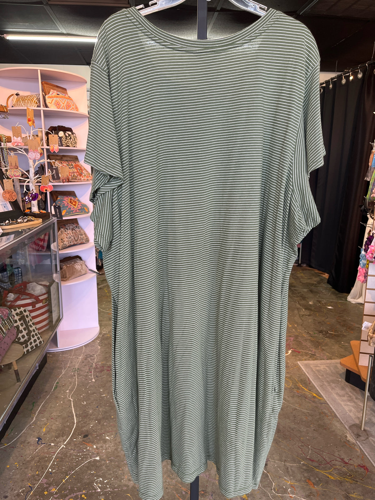 Terra & Sky Plus Dresses Size 32/34 Dress