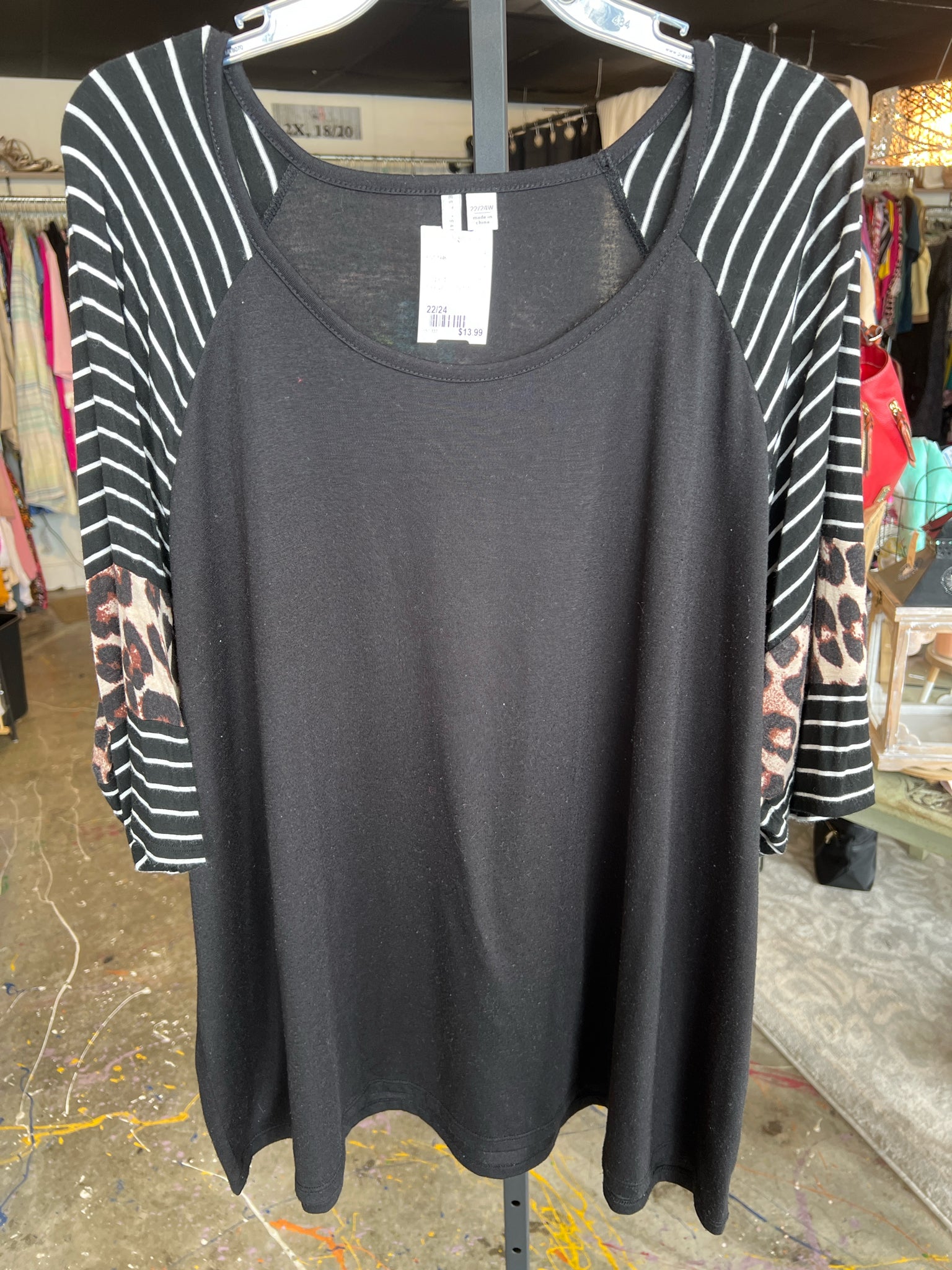 EST 1946 Plus Tops Size 22/24 Shirt