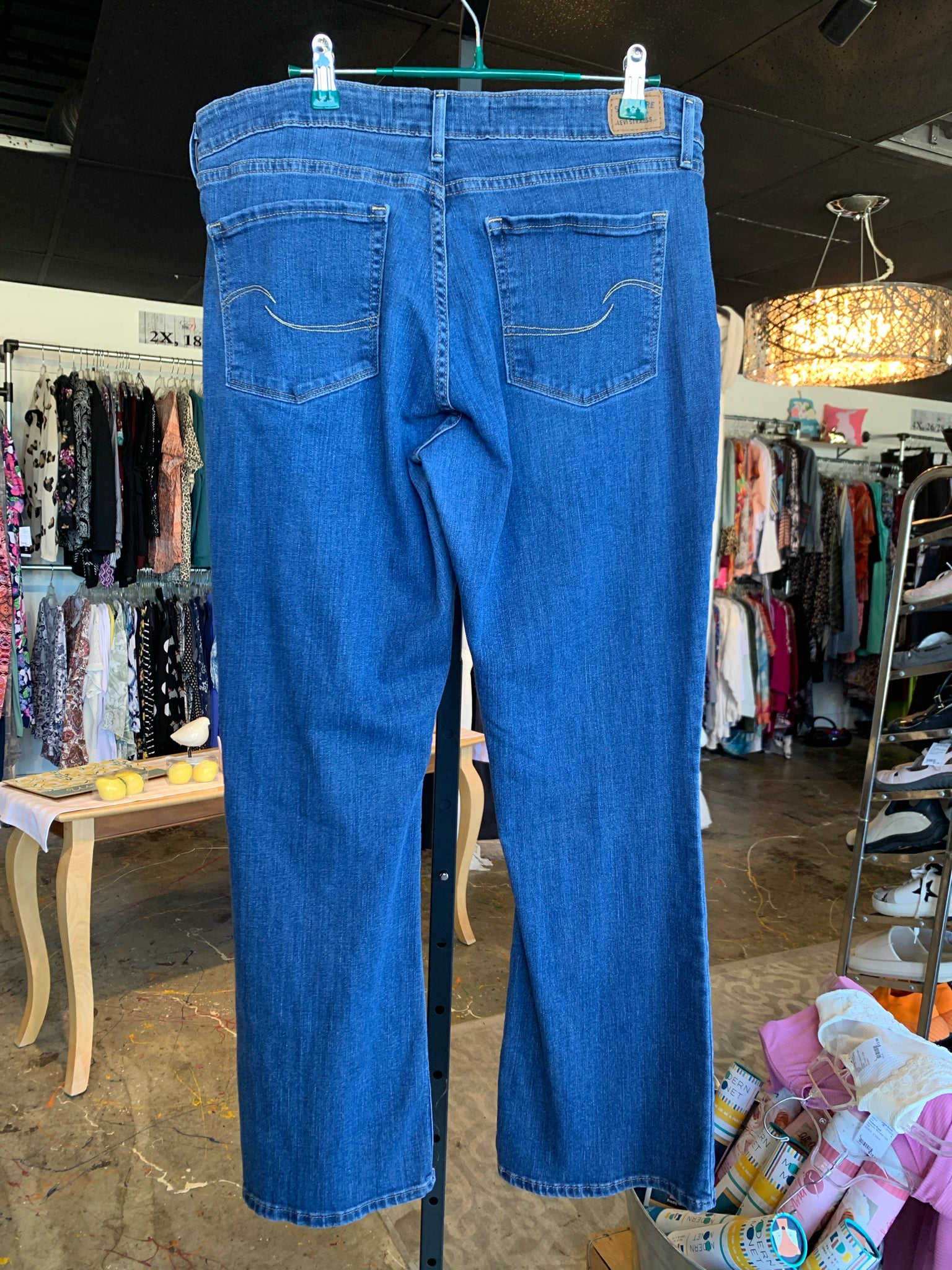 SIGNATURE Womens Bottoms Size 32 Jeans