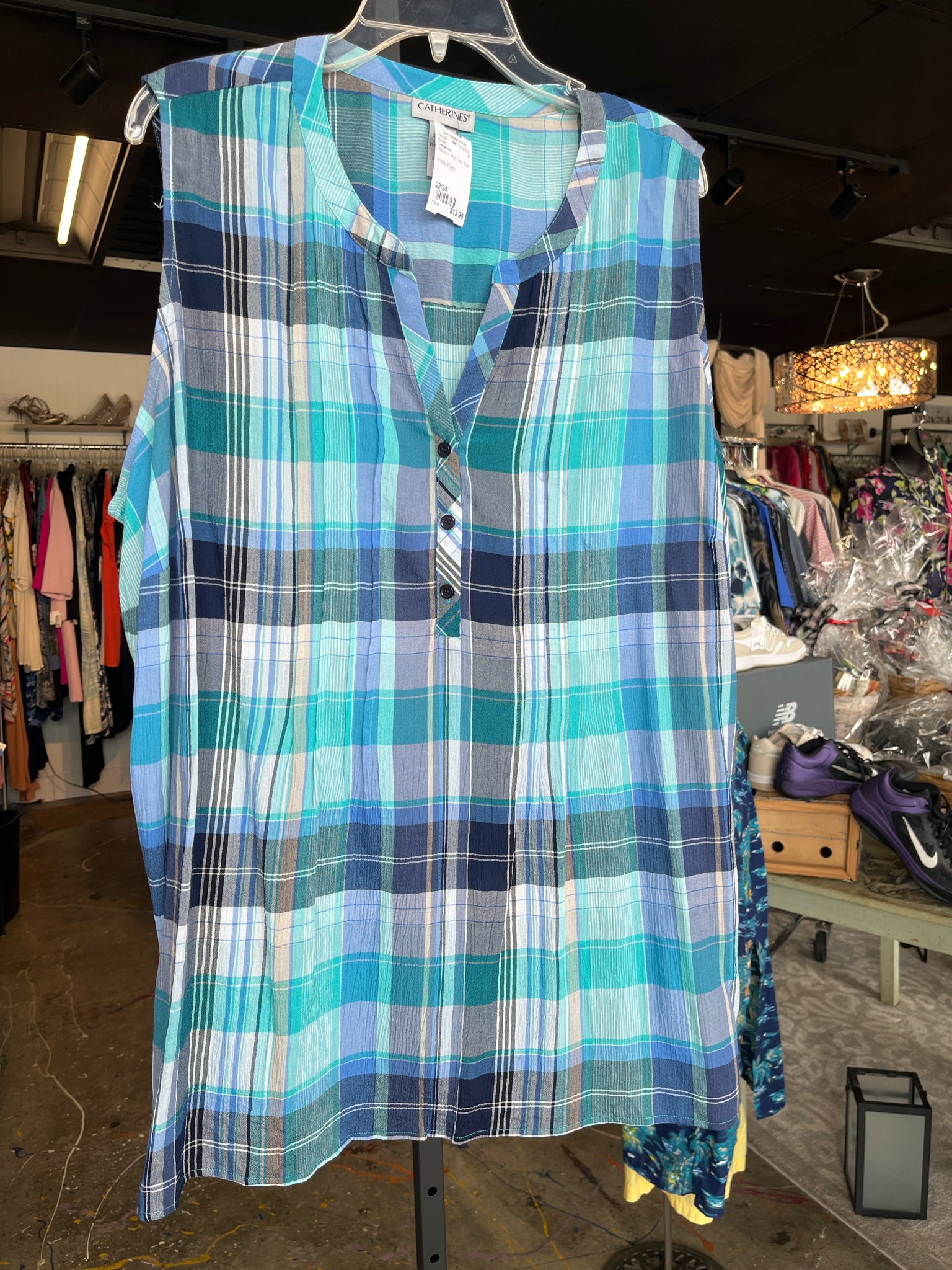 Catherines Plus Tops Size 22/24 Blouse