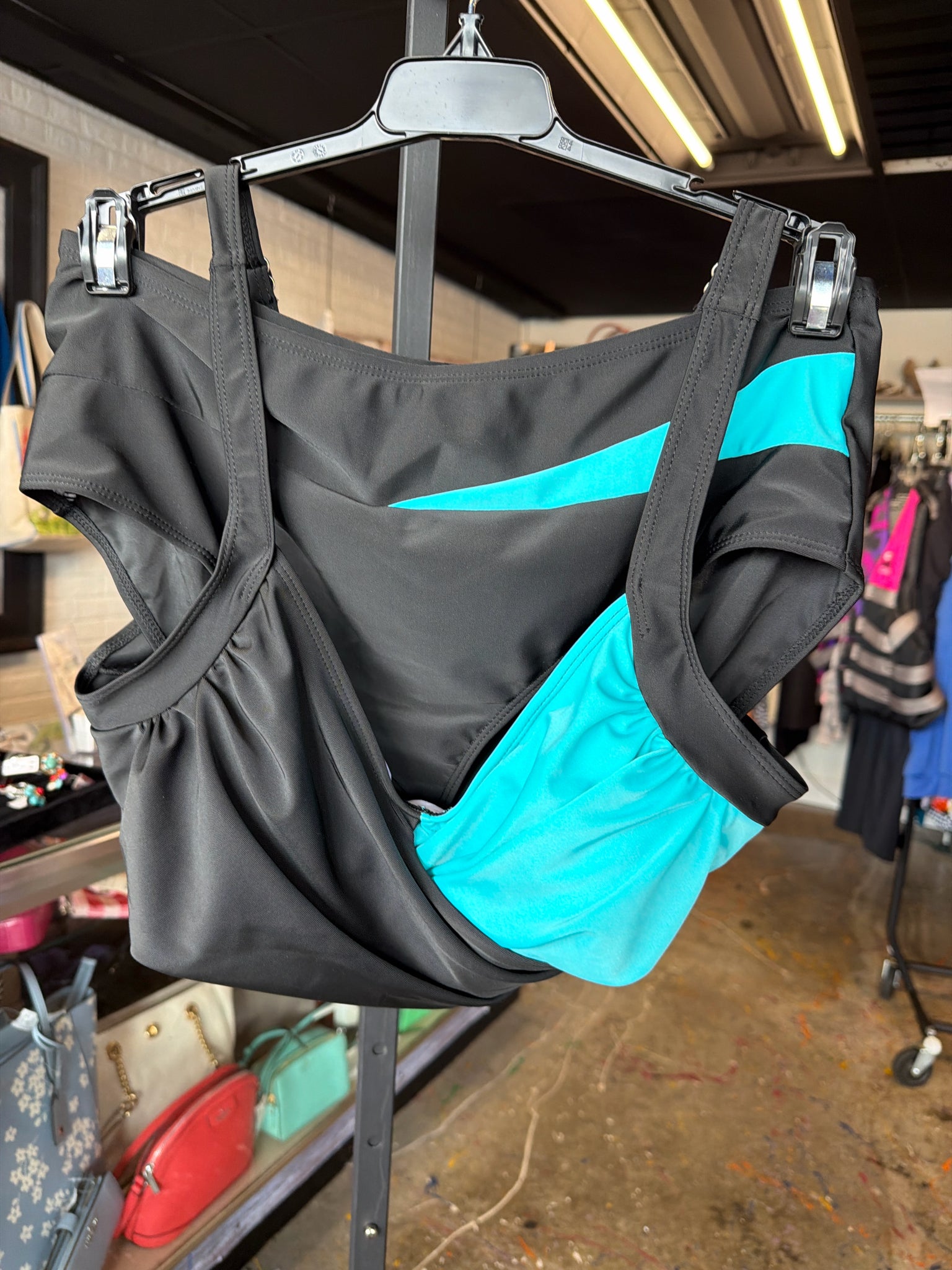 No Brand Plus Tops Size 2X Swim Wear