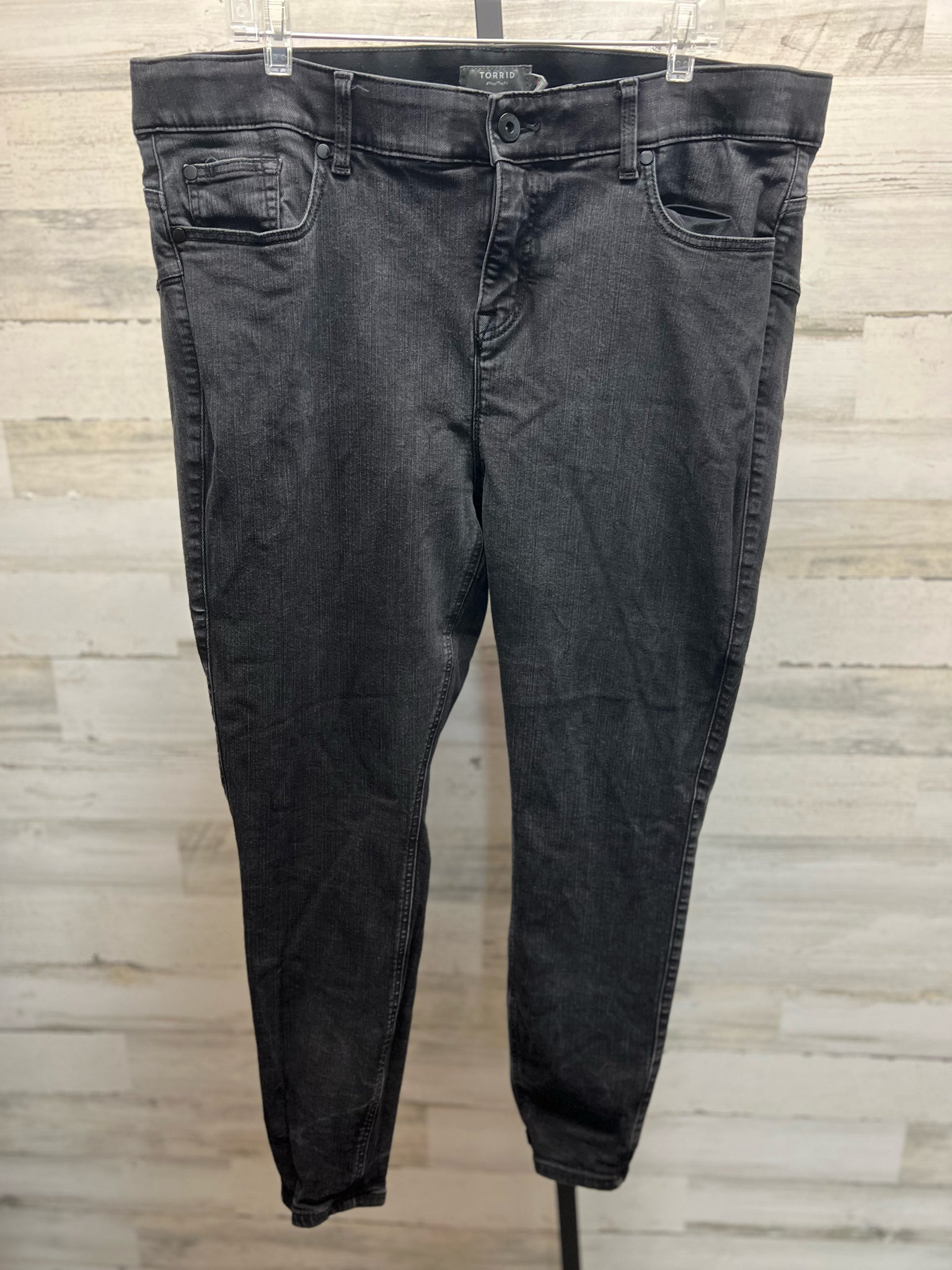 torrid Plus Bottoms Size 22r Jeans