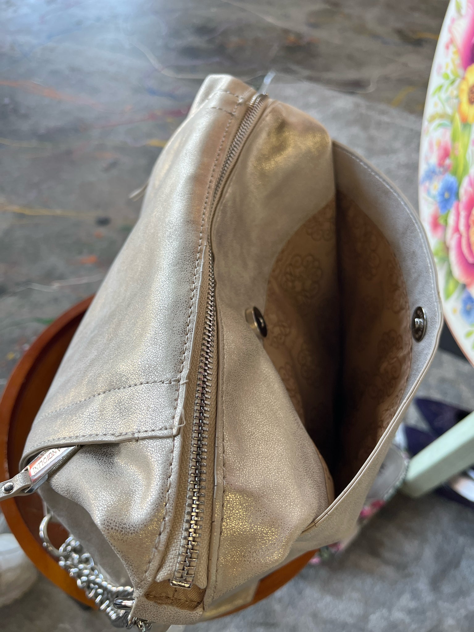 Enzo Angiolini Cream Purse