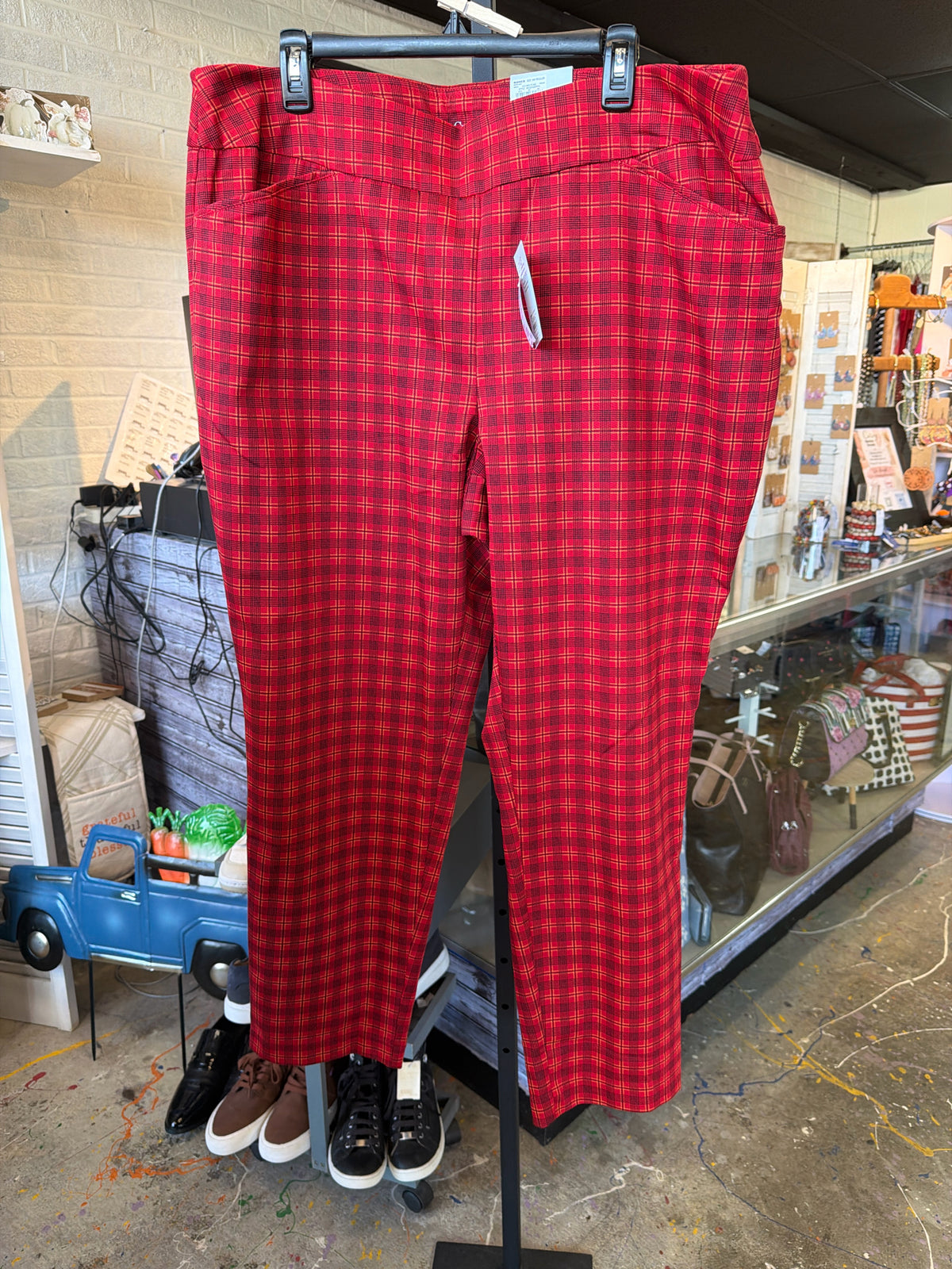 Croft & Barrow Plus Bottoms Size 18W Pants