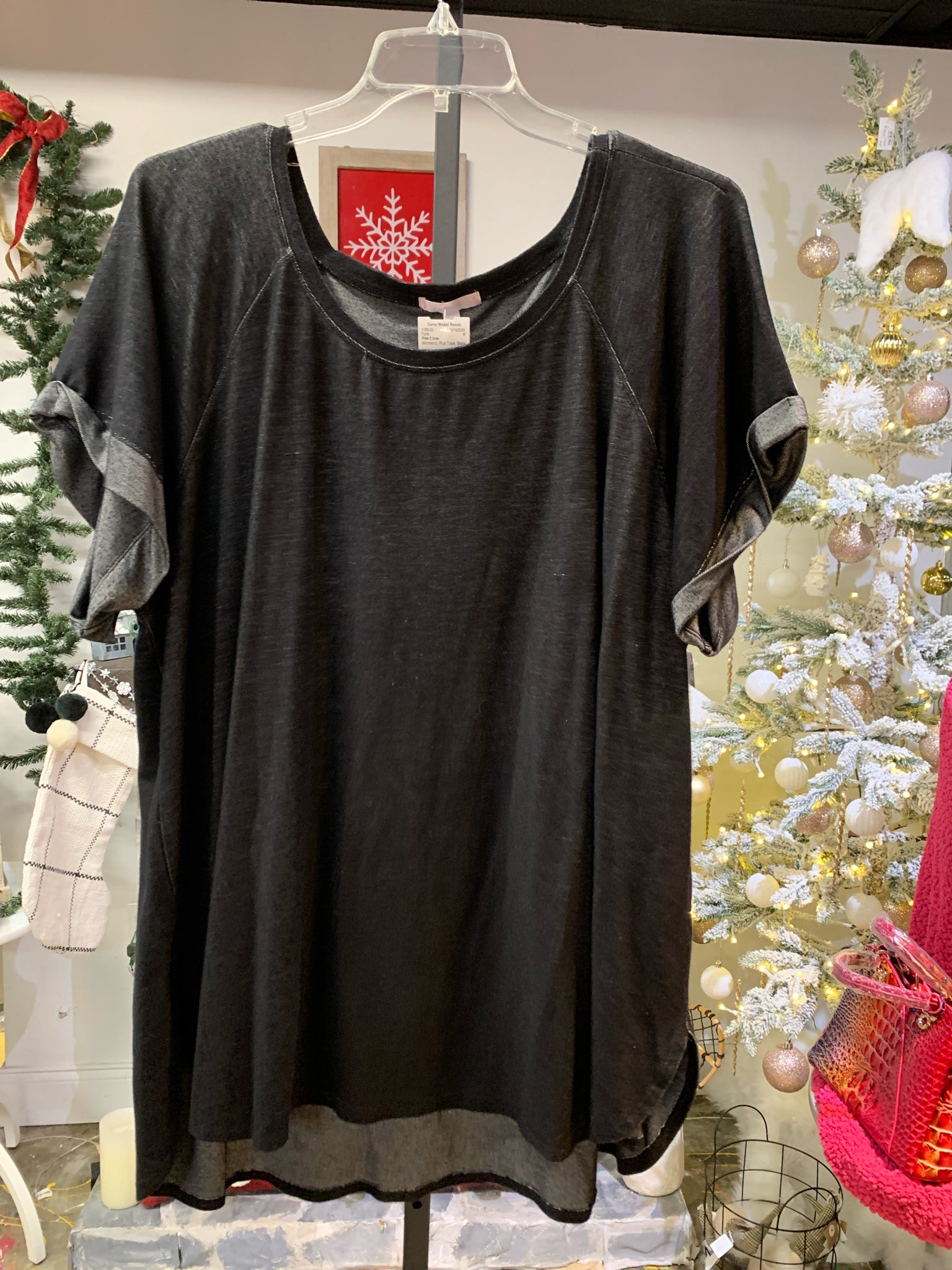 Free 2 love Plus Tops Size 3X Tunic
