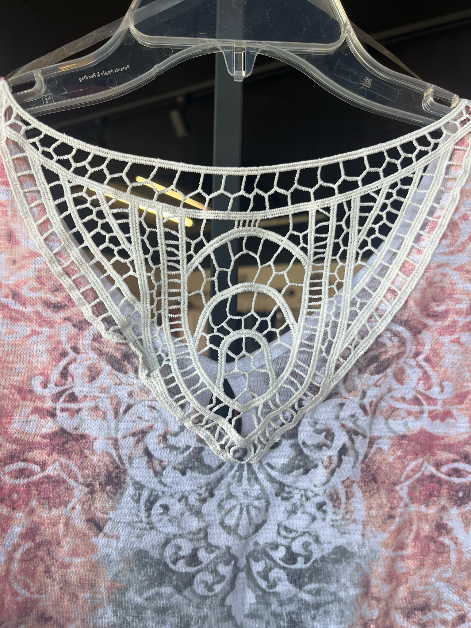 Time & True Plus Tops Size 22 Shirt