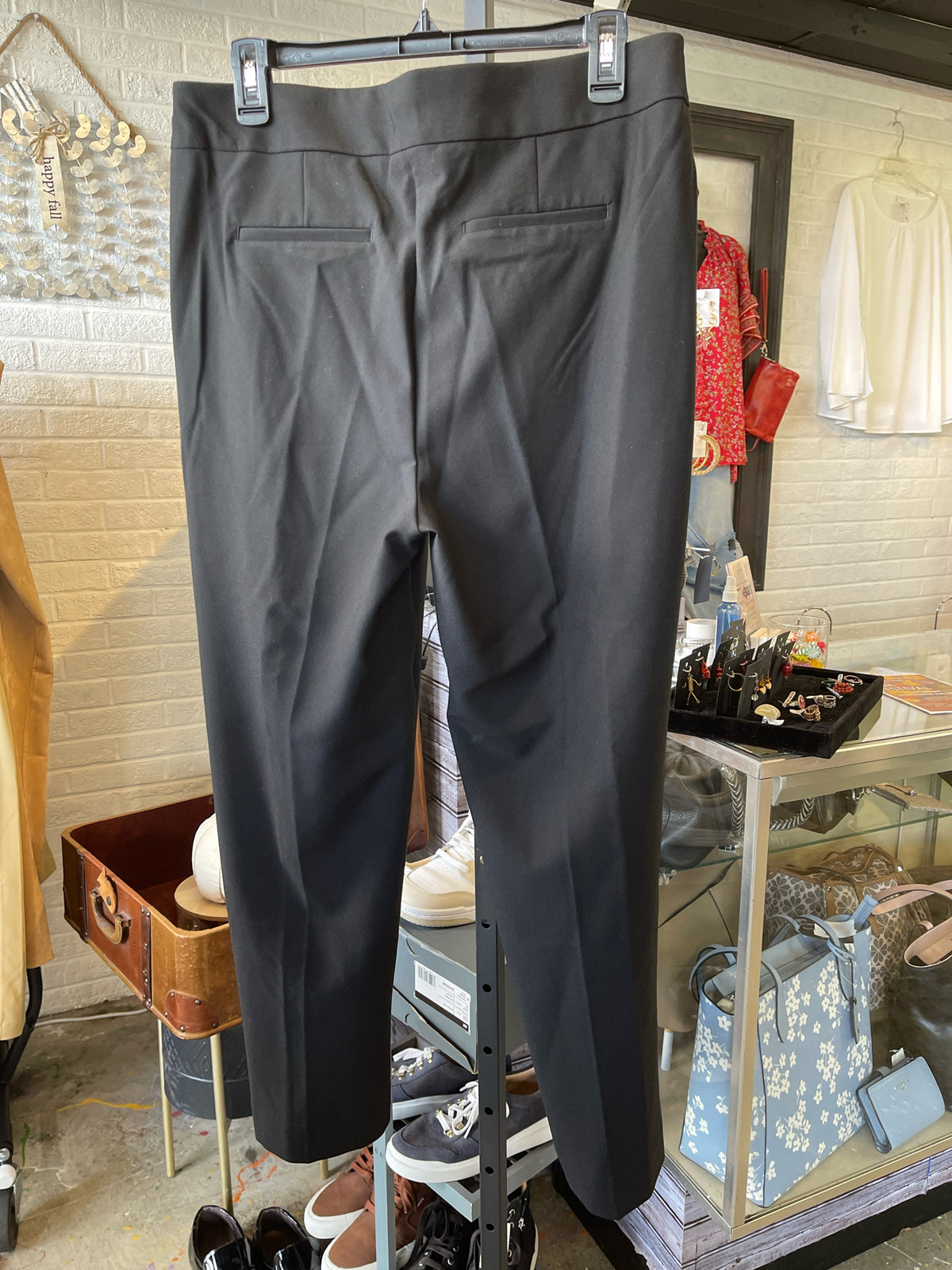 Chicos Womens Bottoms Size 1.5R Pants