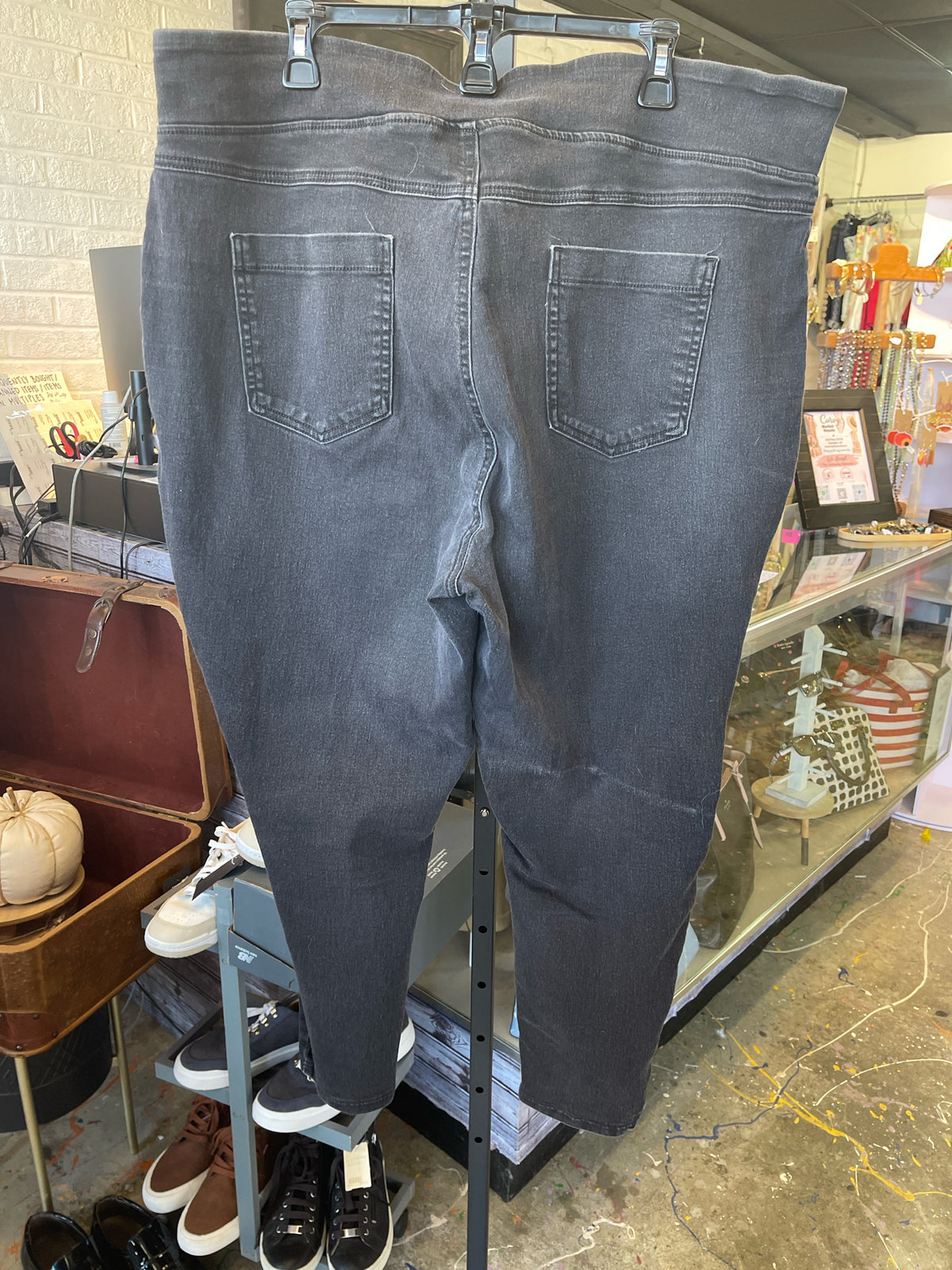No Brand Plus Bottoms Size 20/22 Jeans