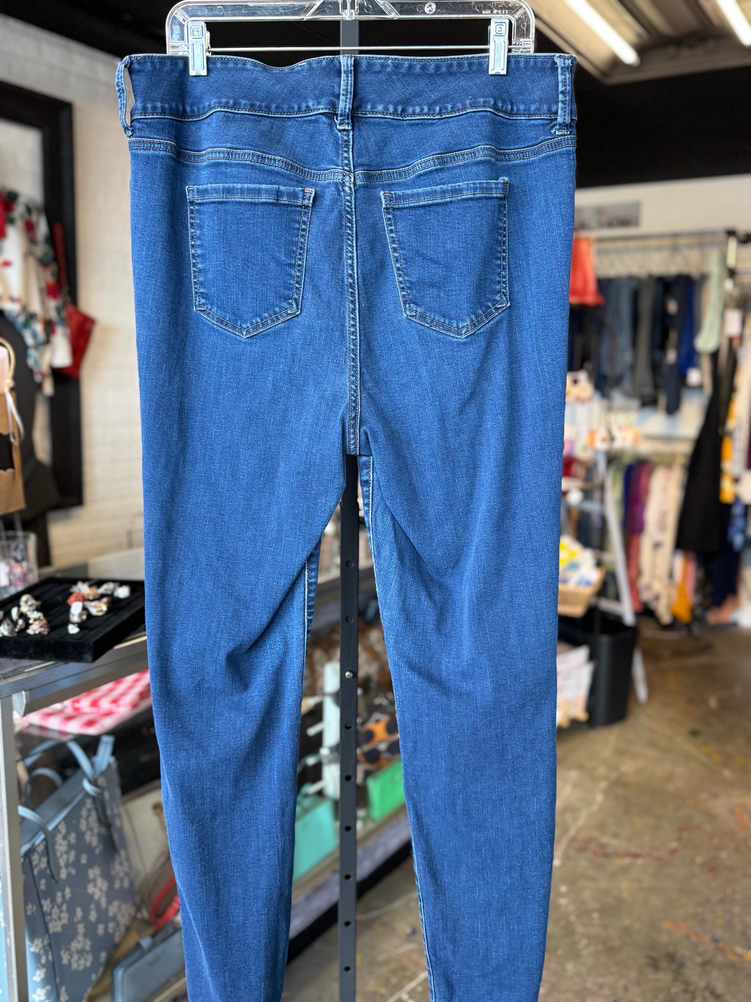 torrid Plus Bottoms Size 16T Jeans