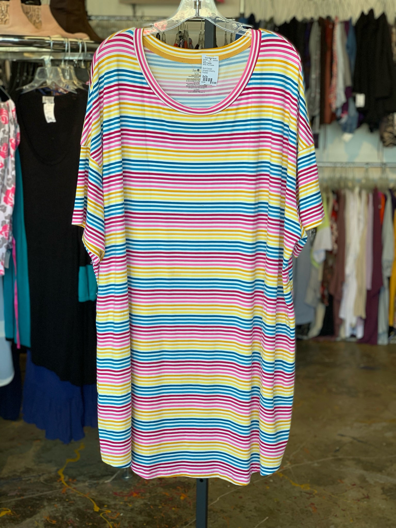 Size 2x/3x Secret Treasure Dress