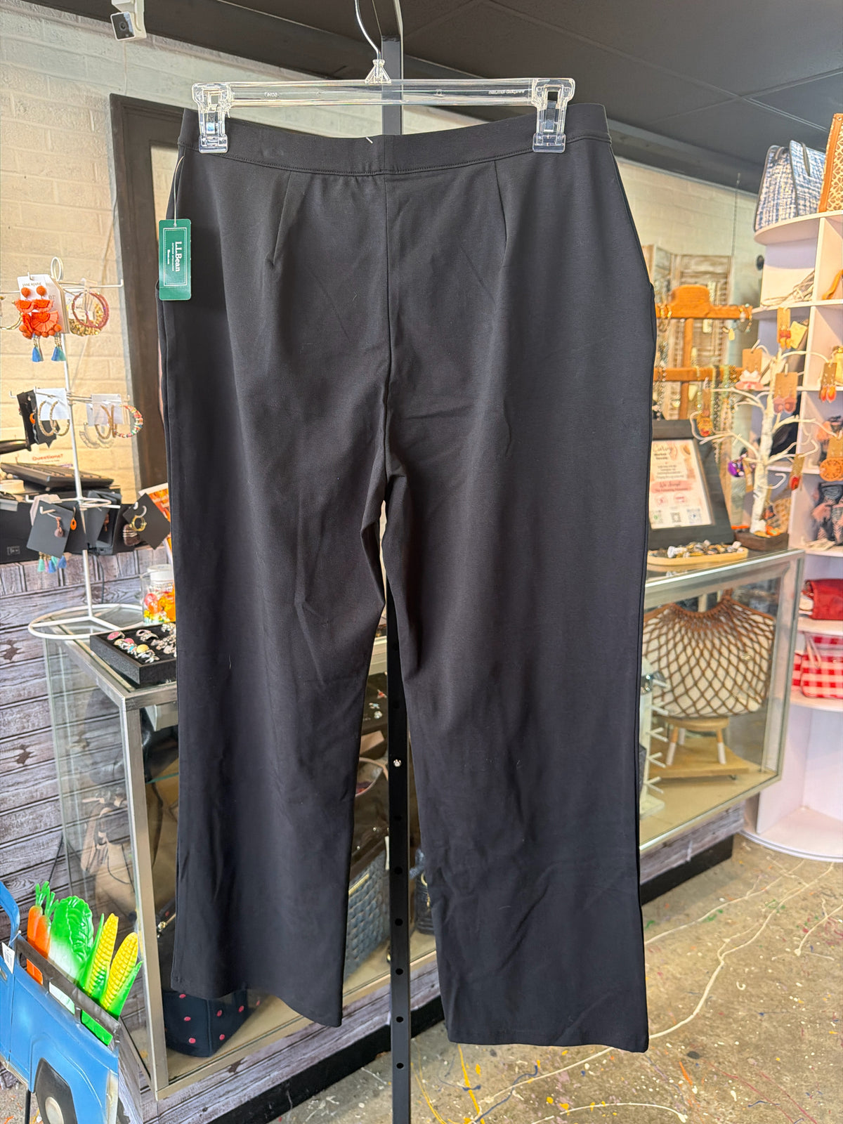 LL BEAN Womens Bottoms Size L Pants