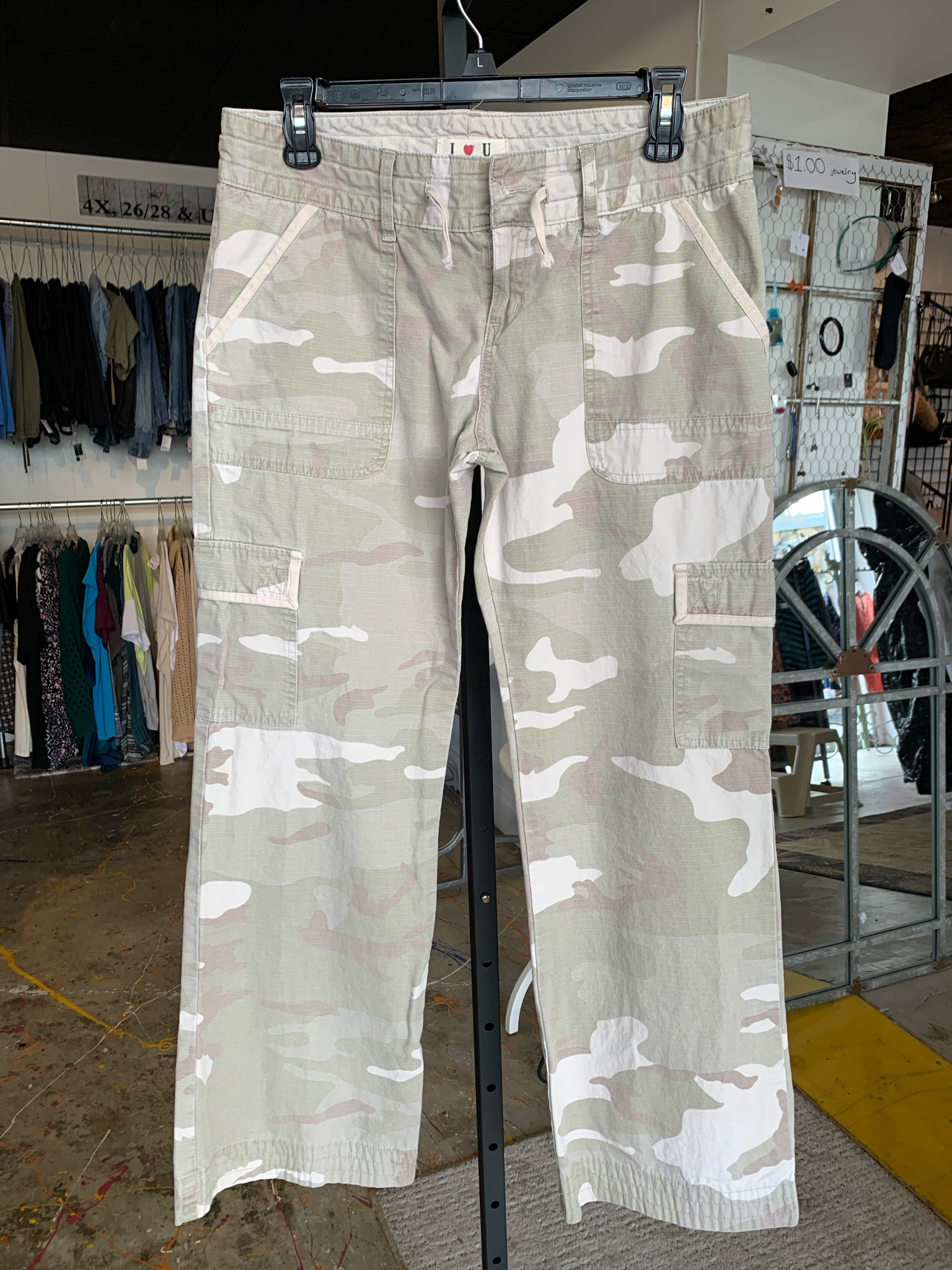 I love U Womens Bottoms Size 11 Pants