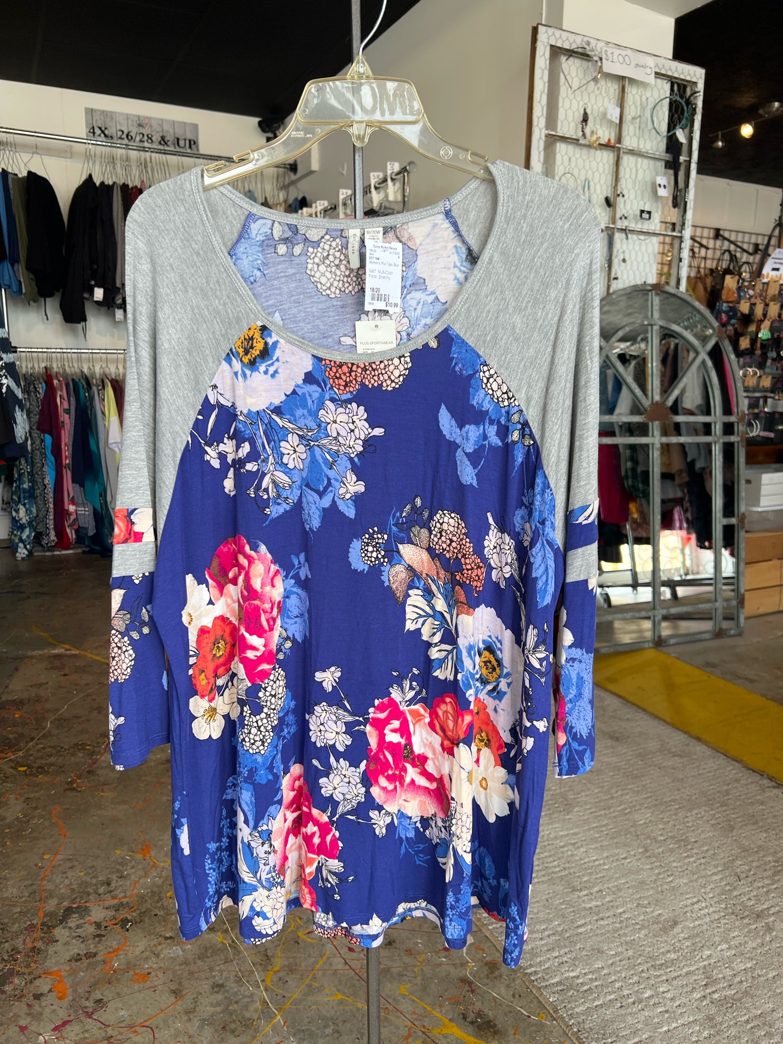 EST 1946 Plus Tops Size 18/20 Shirt