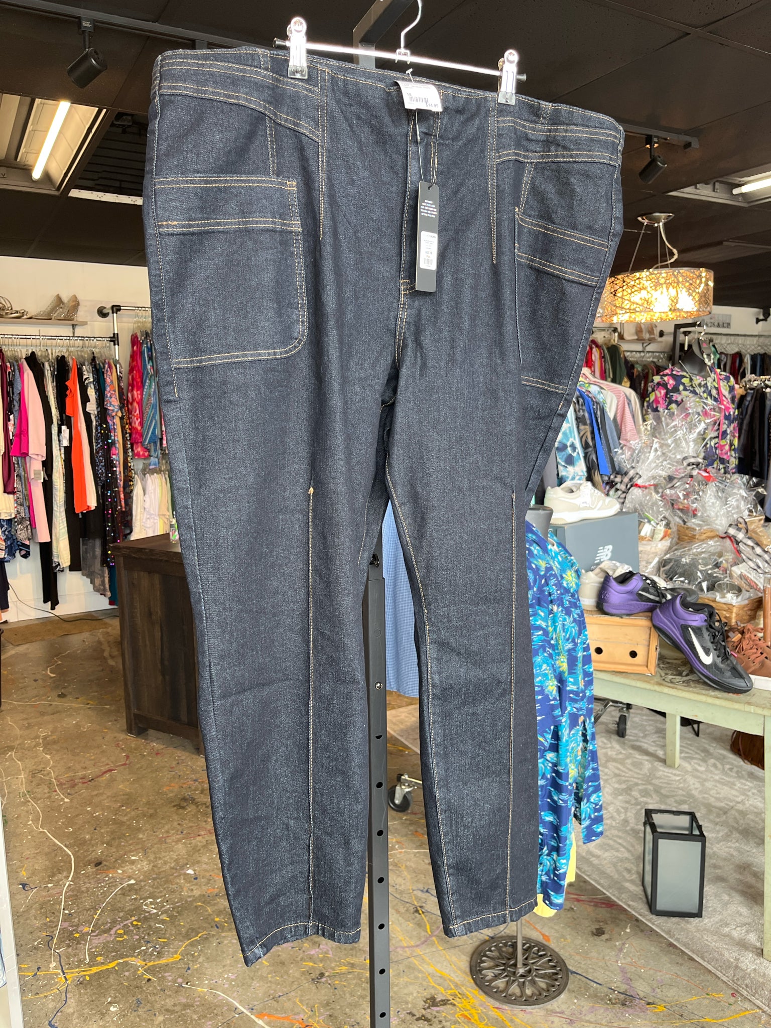 FASHION NOVA Plus Bottoms Size 18 Jeans