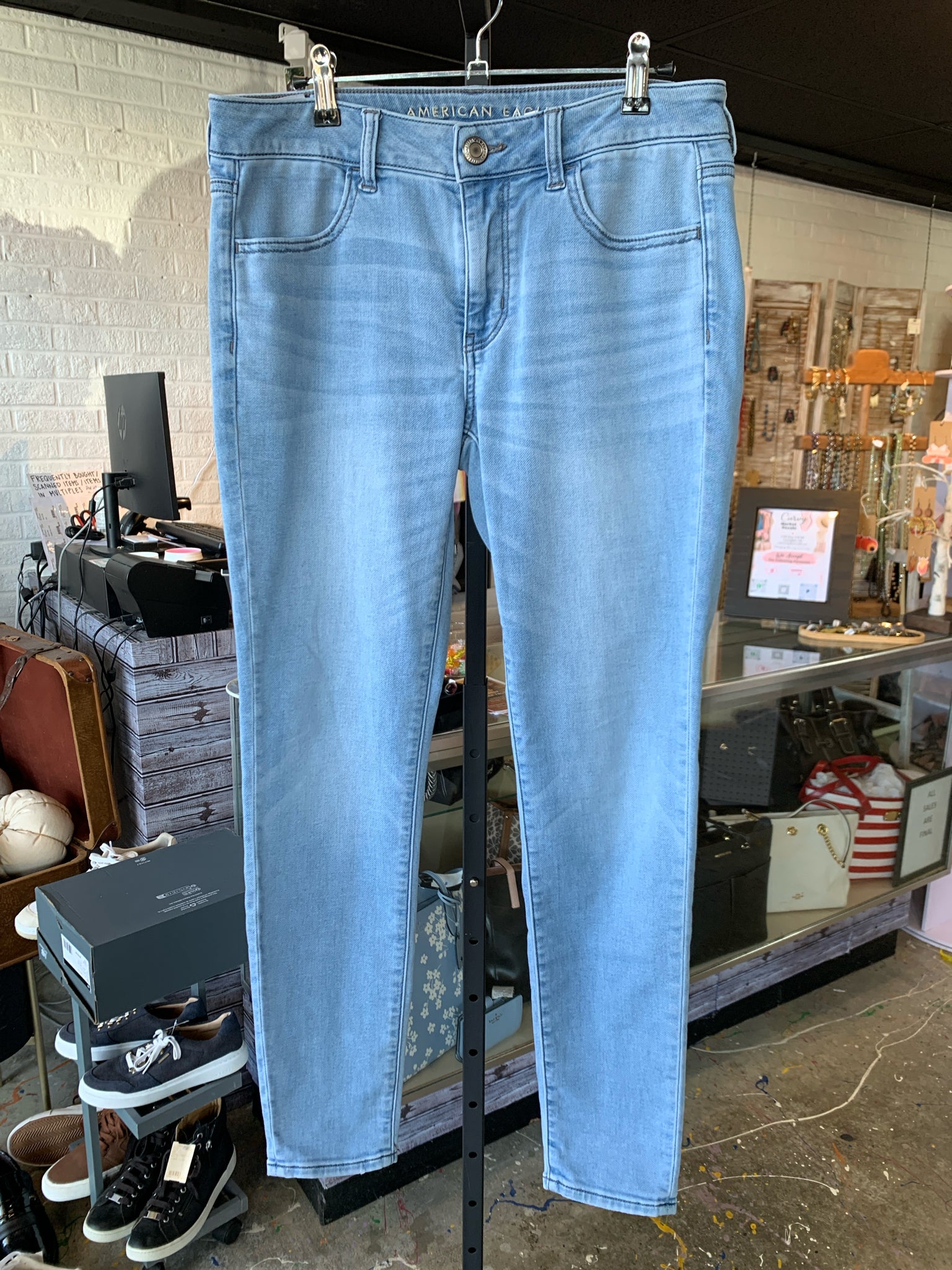 American Eagle Womens Bottoms Size 8 Jeans