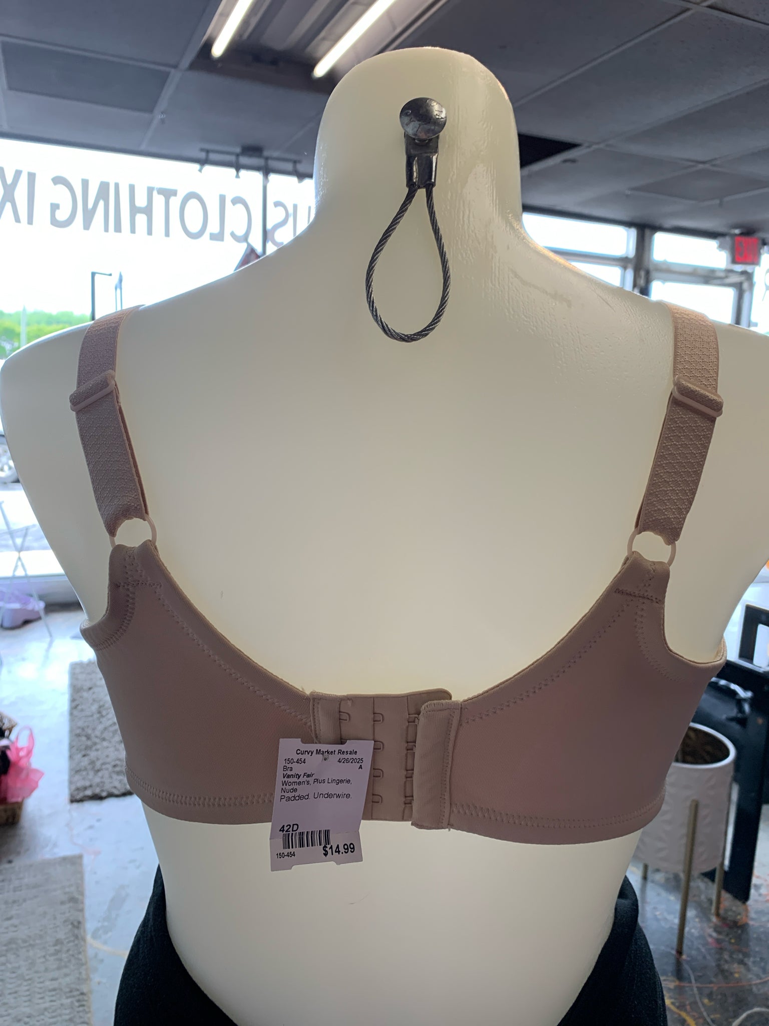 Vanity Fair Plus Lingerie Size 42D Bra