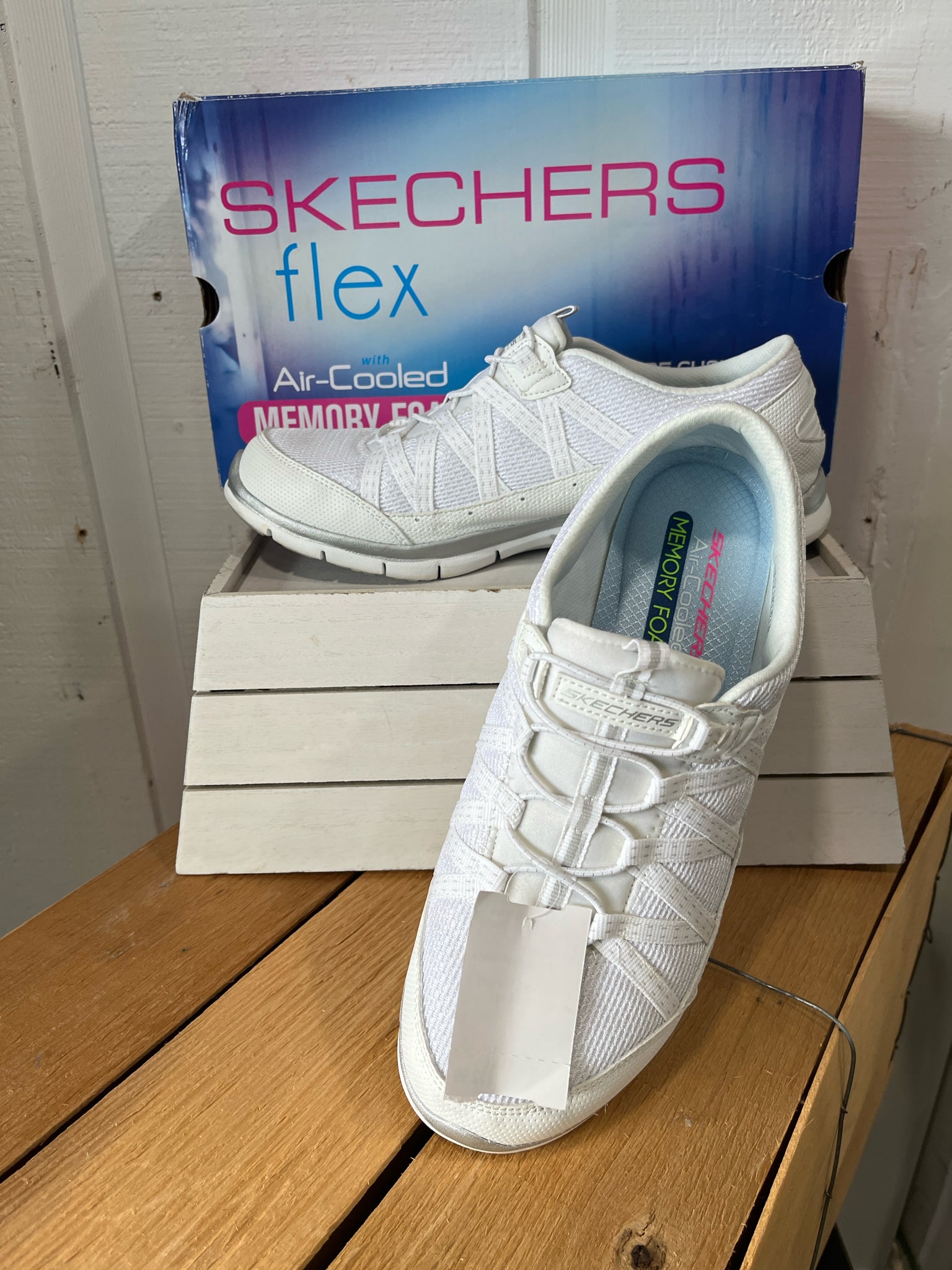 SKECHERS Shoes/Footwear 10 SHOES