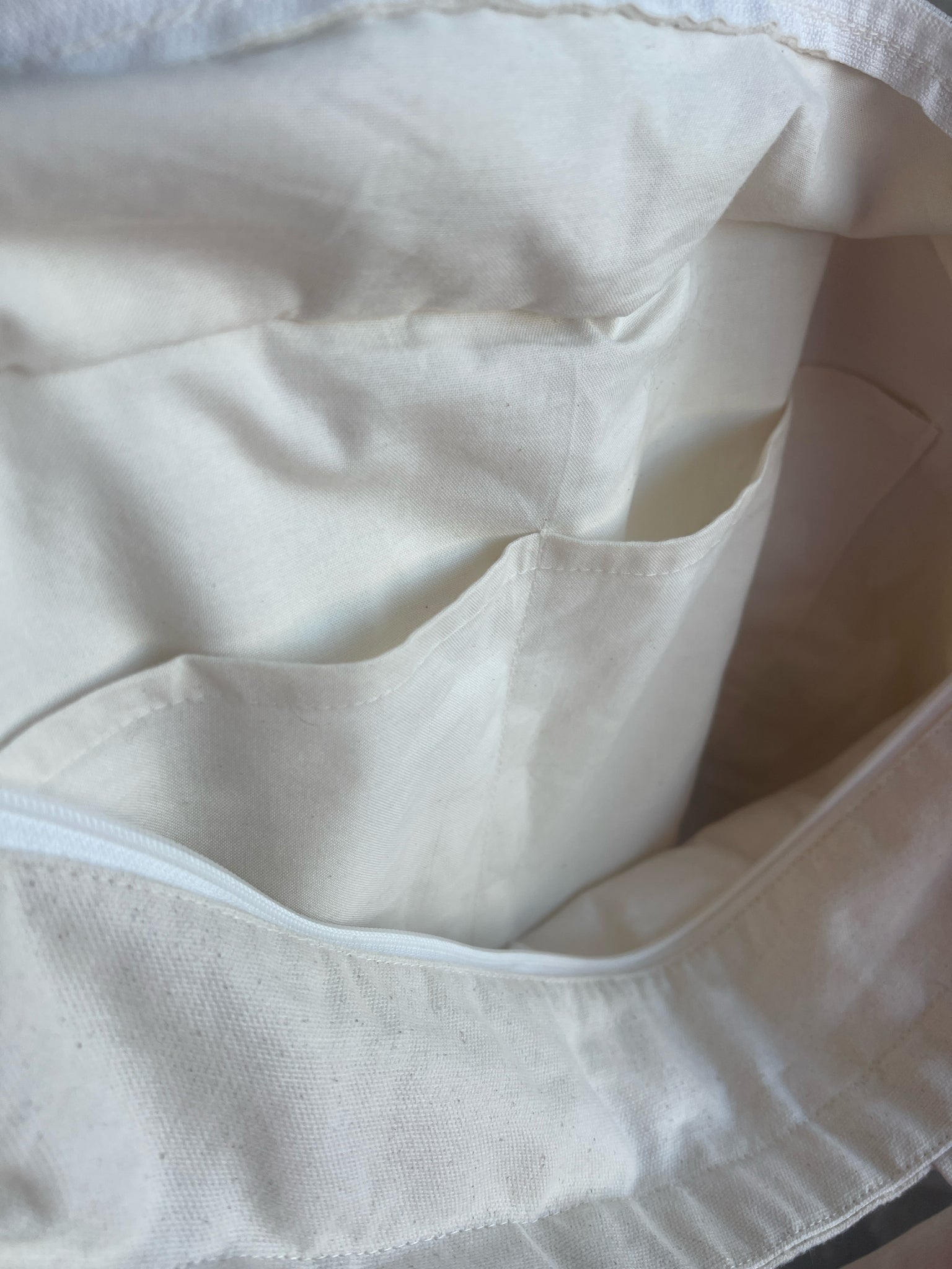 Freeset Cream Purse