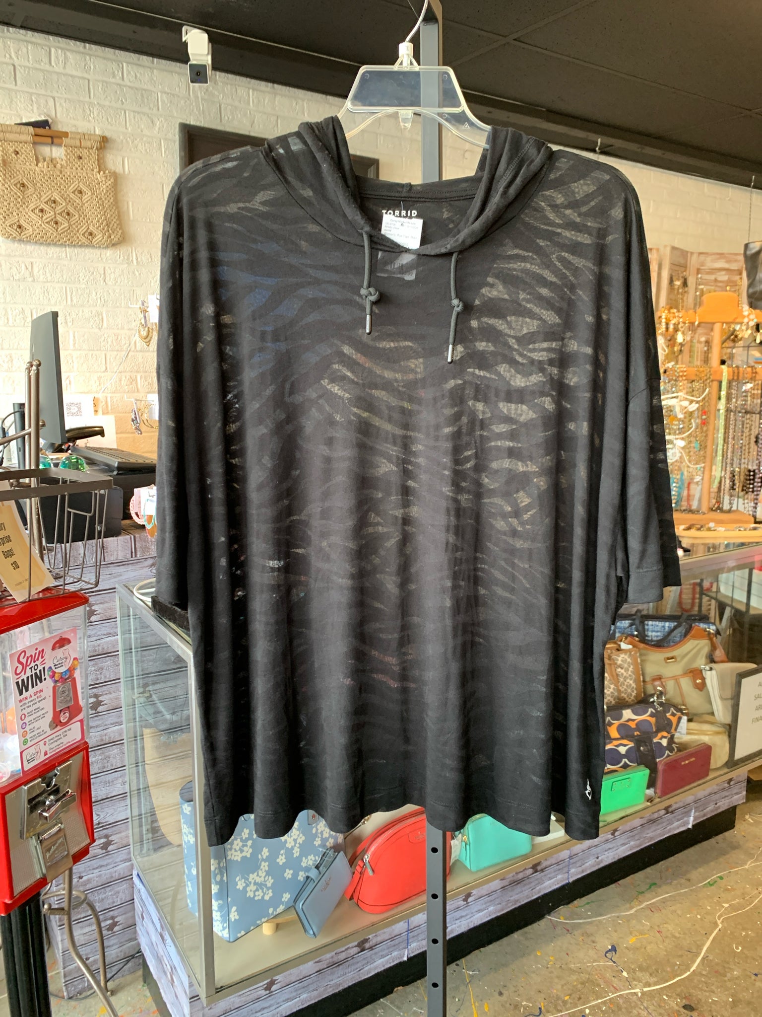 torrid Plus Tops Size 4 Athletic Wear