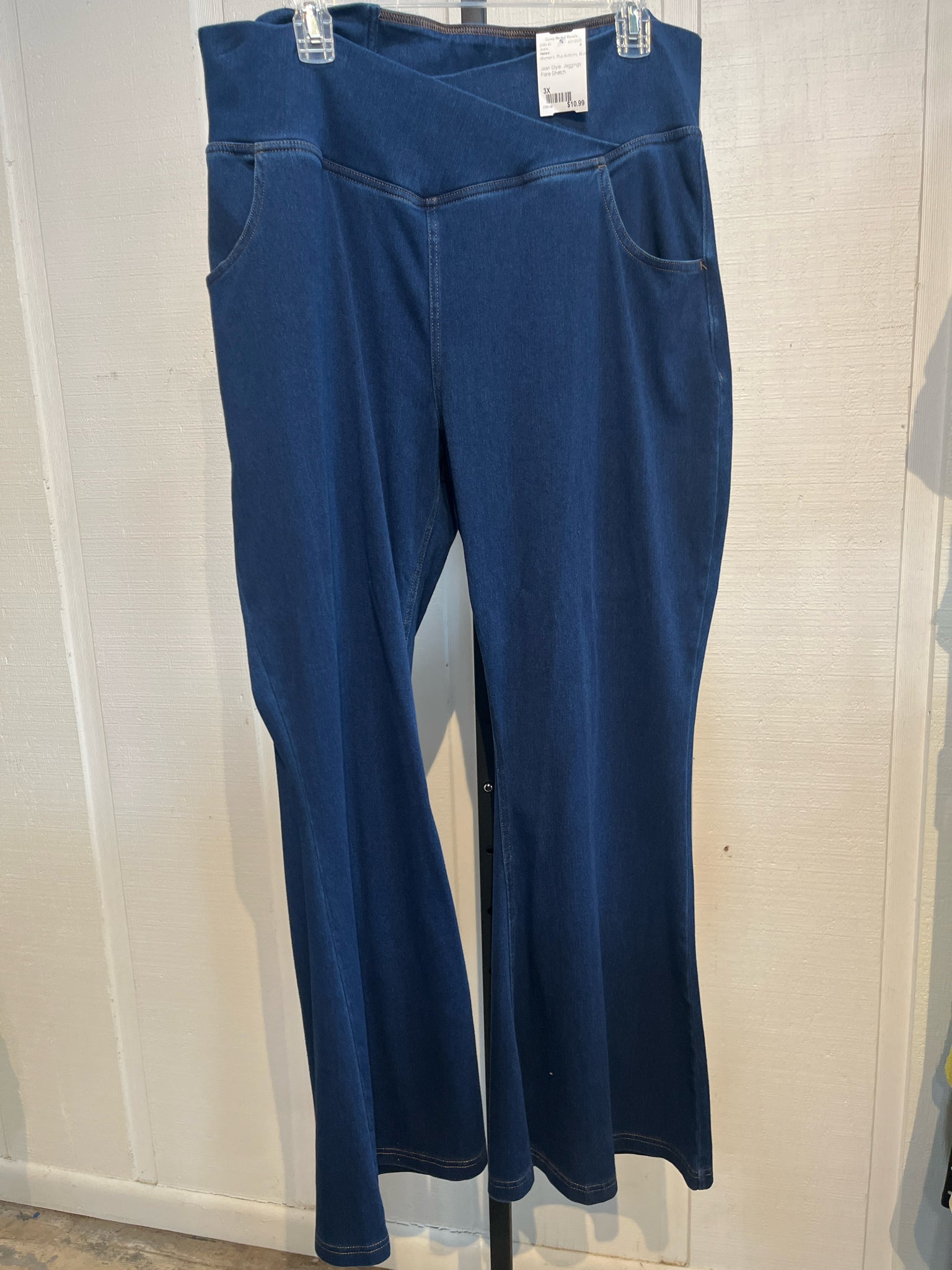 Halara Plus Bottoms Size 3X Jeans