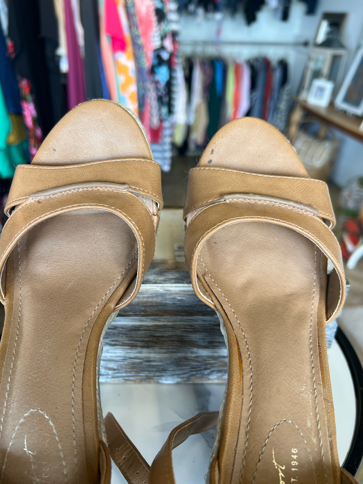 Comfort Est. 1946 Shoes/Footwear 7 SHOES